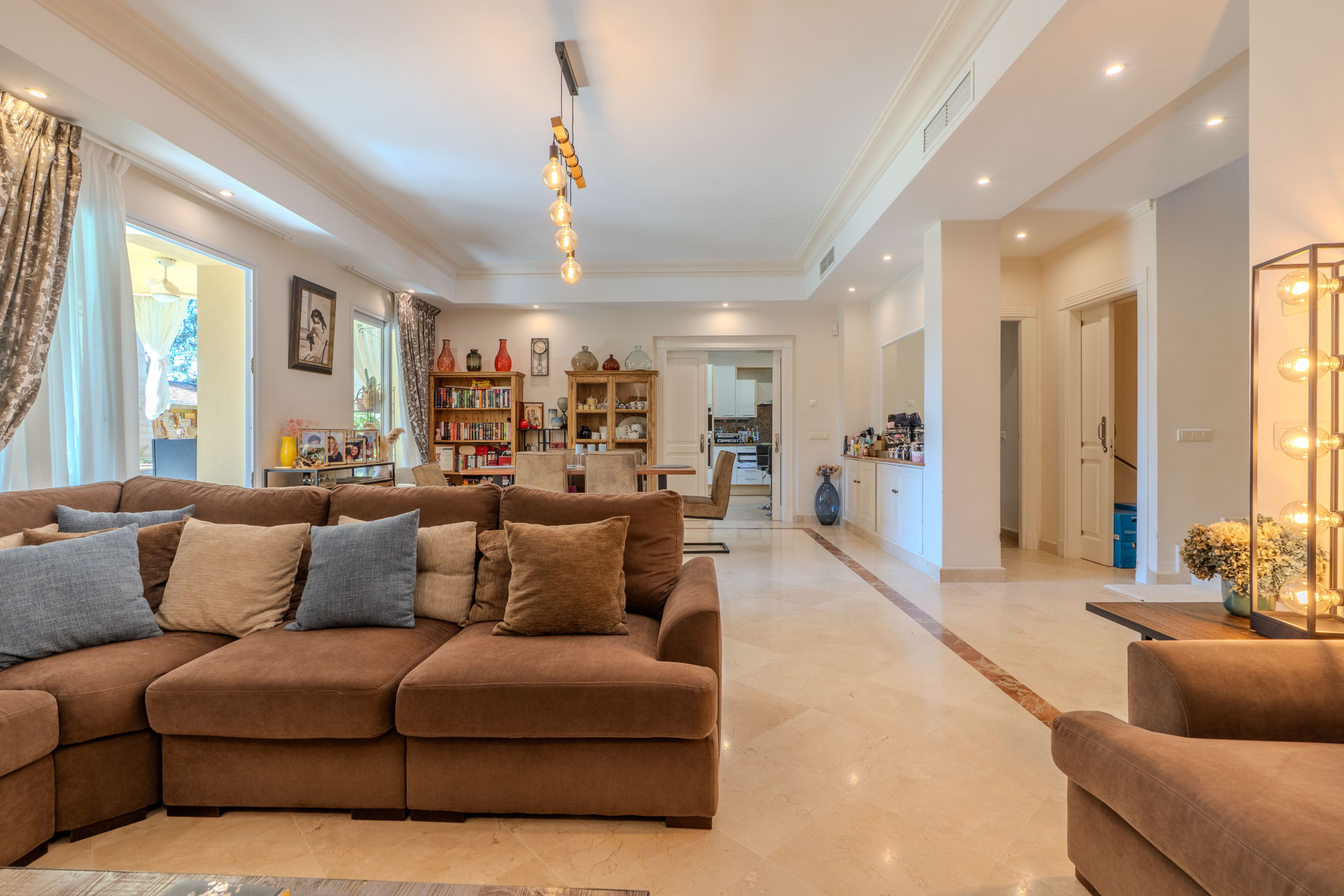 5 Bedroom Villa in Marbella - Foto 11