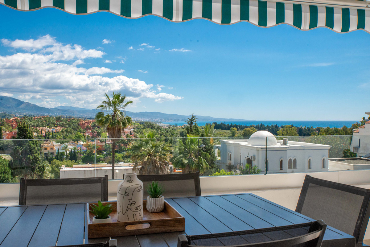 Apartment in Nueva Andalucia