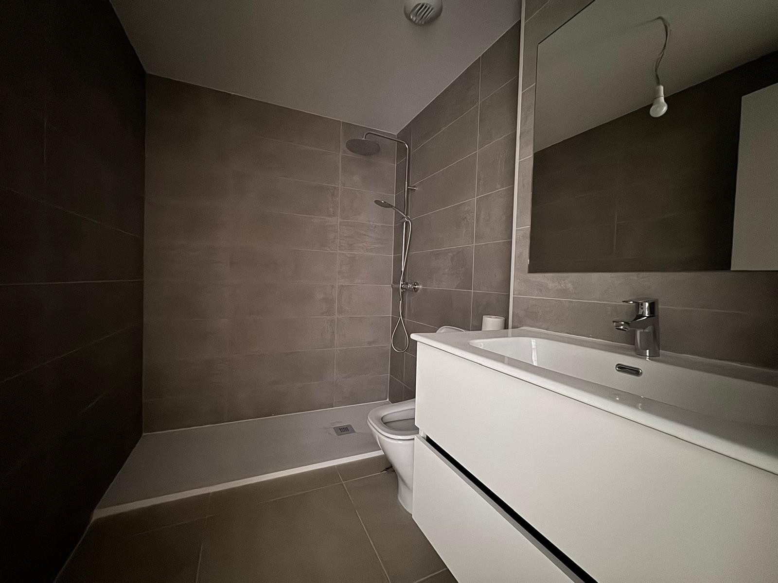 2 Bedroom Apartment in Estepona - Photo 14