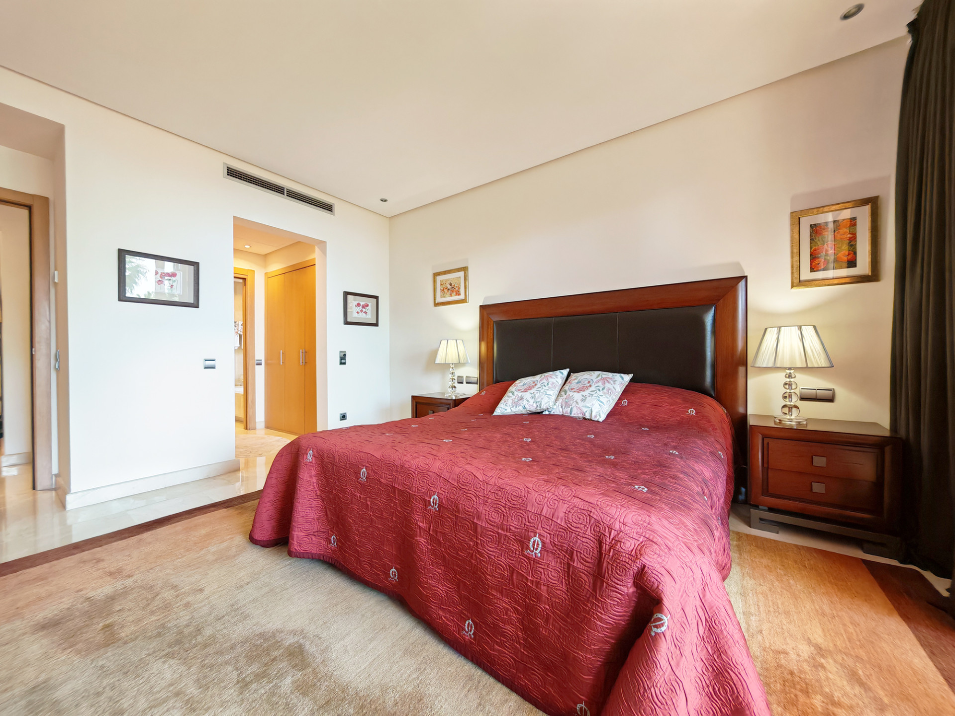 3 Bedroom Apartment in Marbella - Photo 16