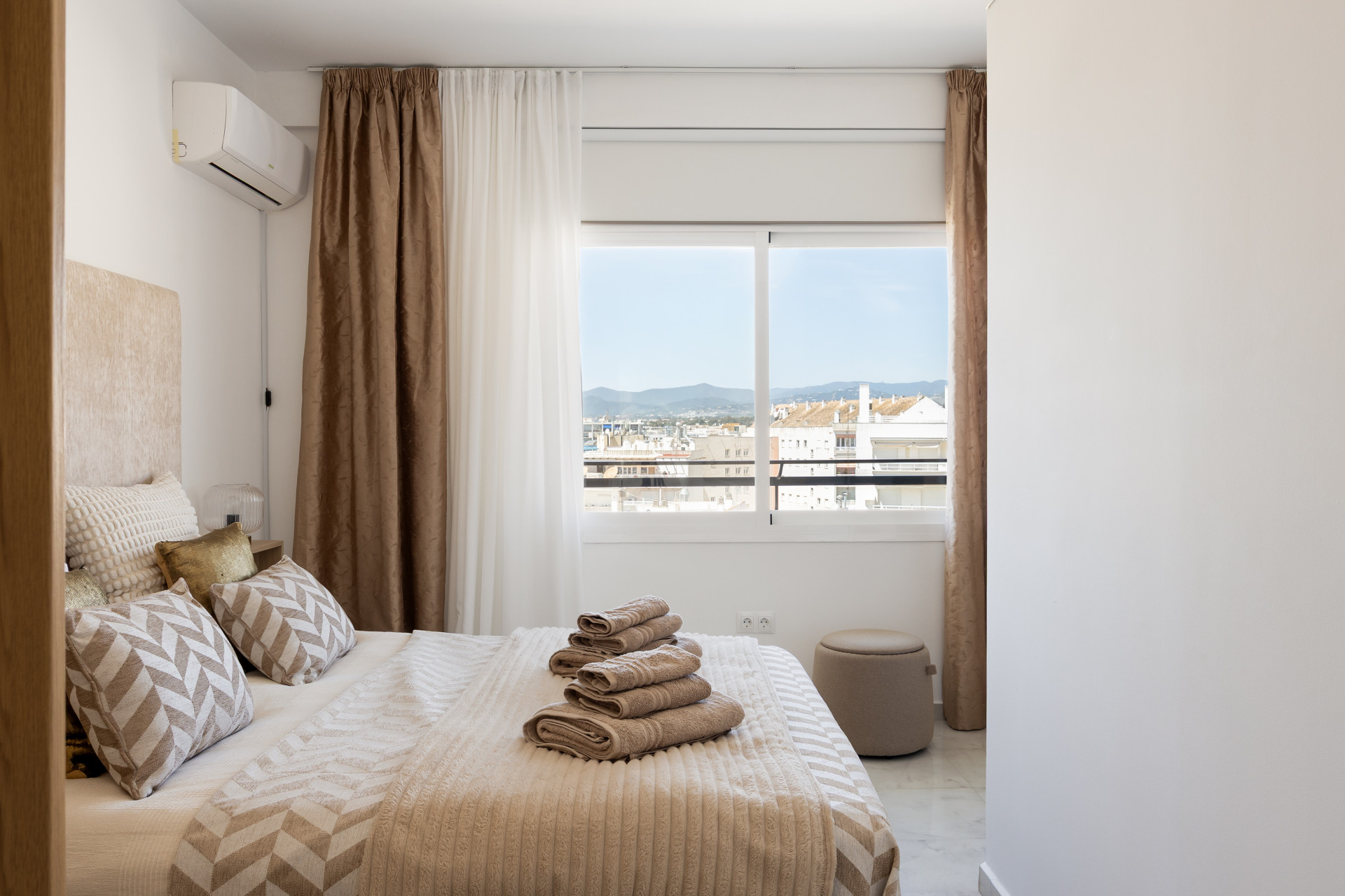 1 Bedroom Apartment in Marbella - Photo 9