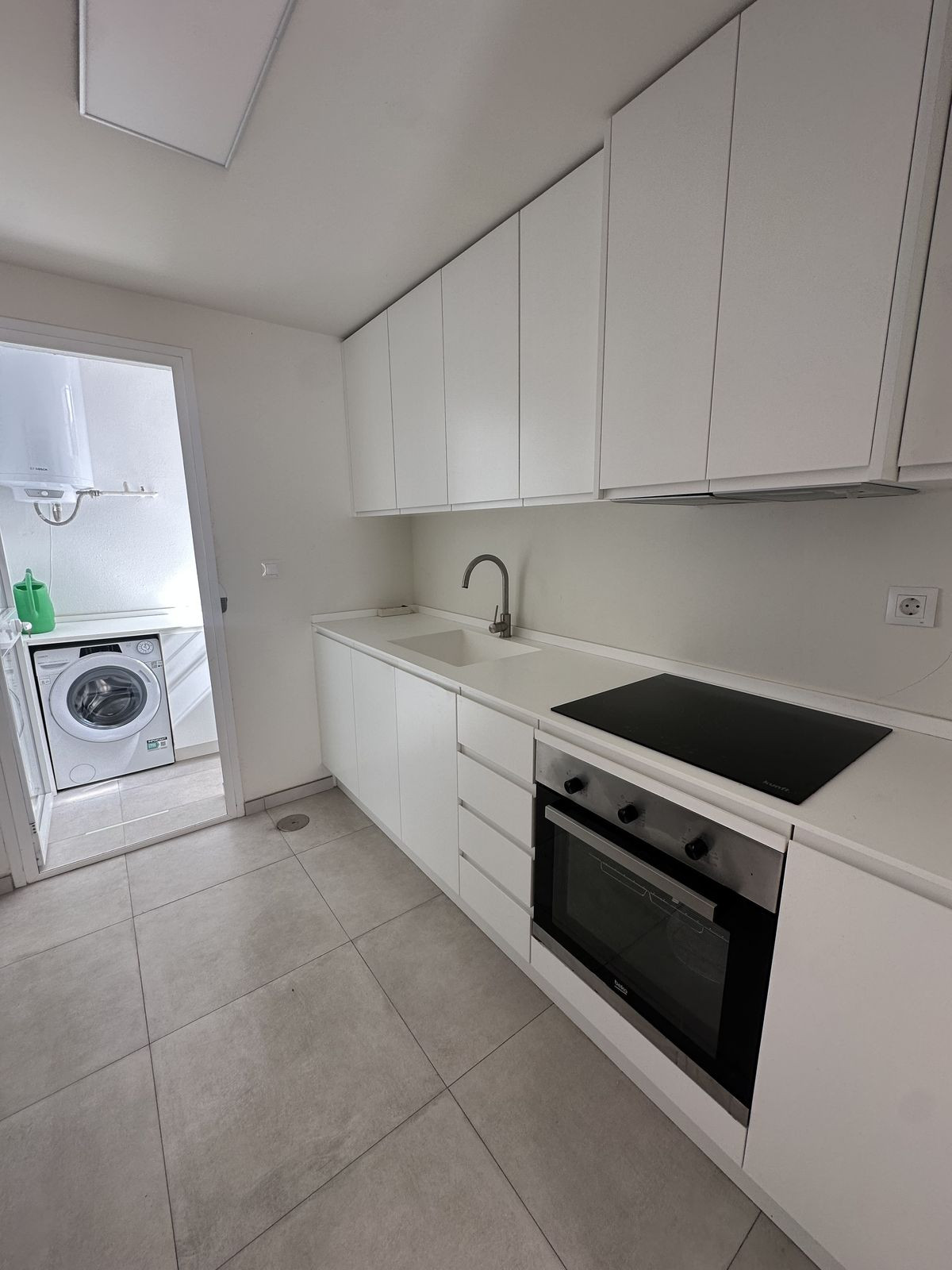 2 Bedroom Apartment in Marbella - Photo 6