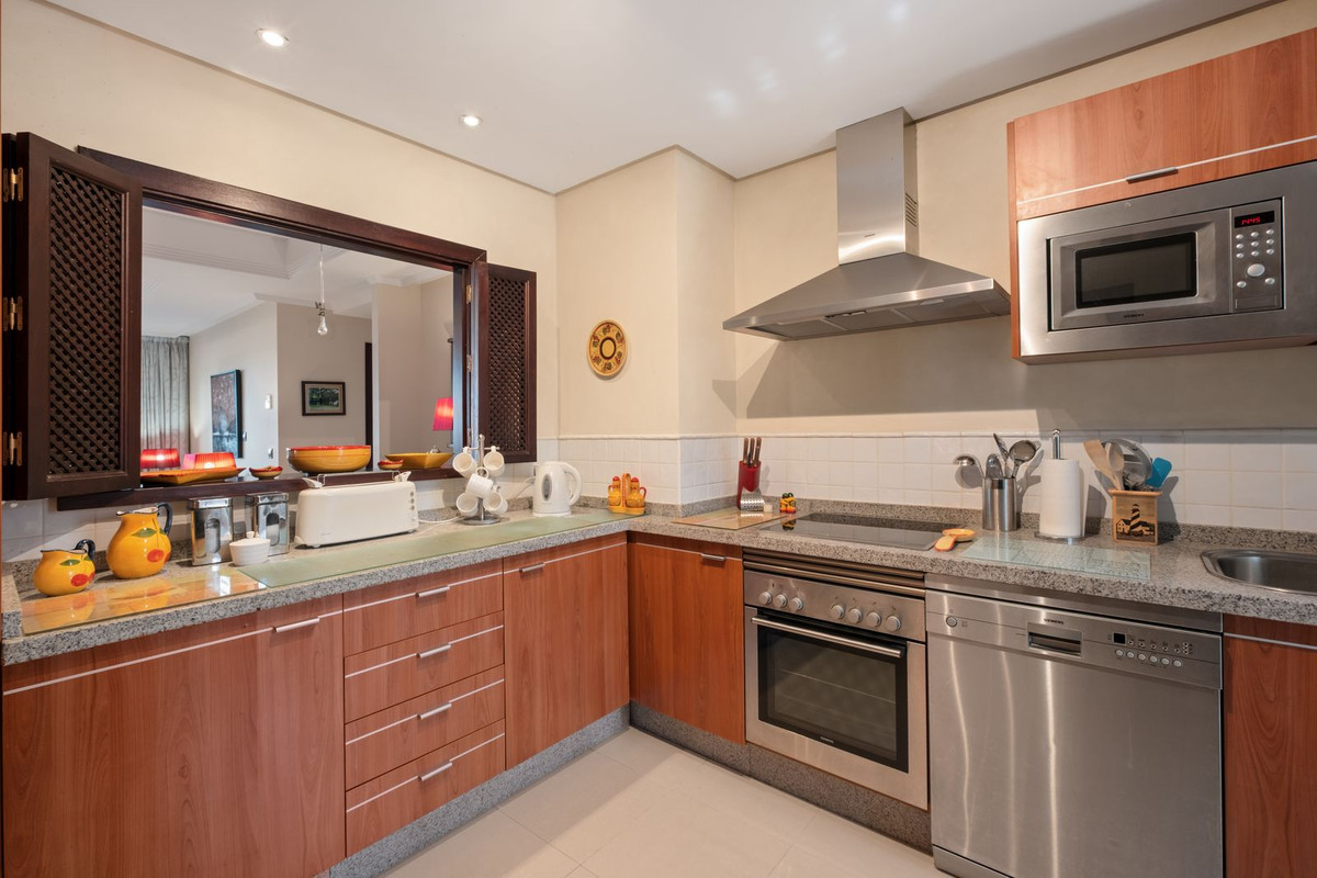 2 Bedroom Apartment in Marbella - Foto 13