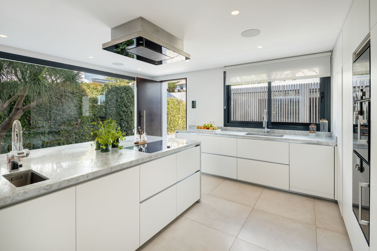 6 Bedroom Villa in Marbella - Foto 6