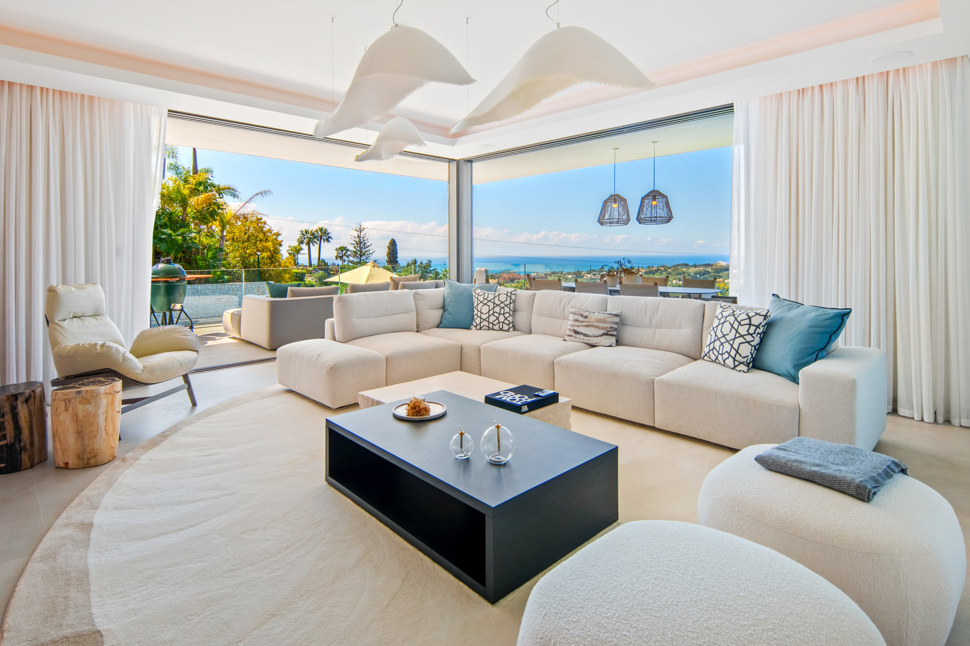 4 Bedroom Villa in Marbella - Фото 3