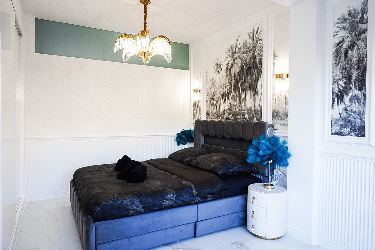 2 Bedroom Apartment in Marbella - Photo 18