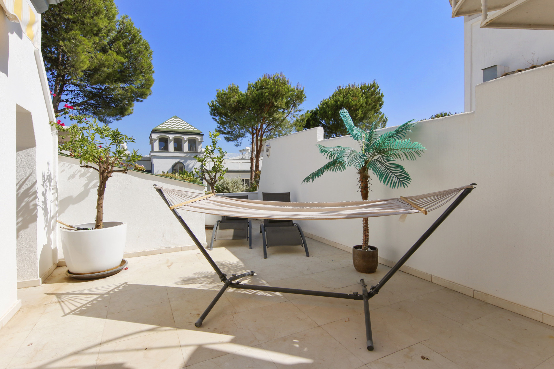 3 Bedroom Penthouse in Estepona - Photo 16