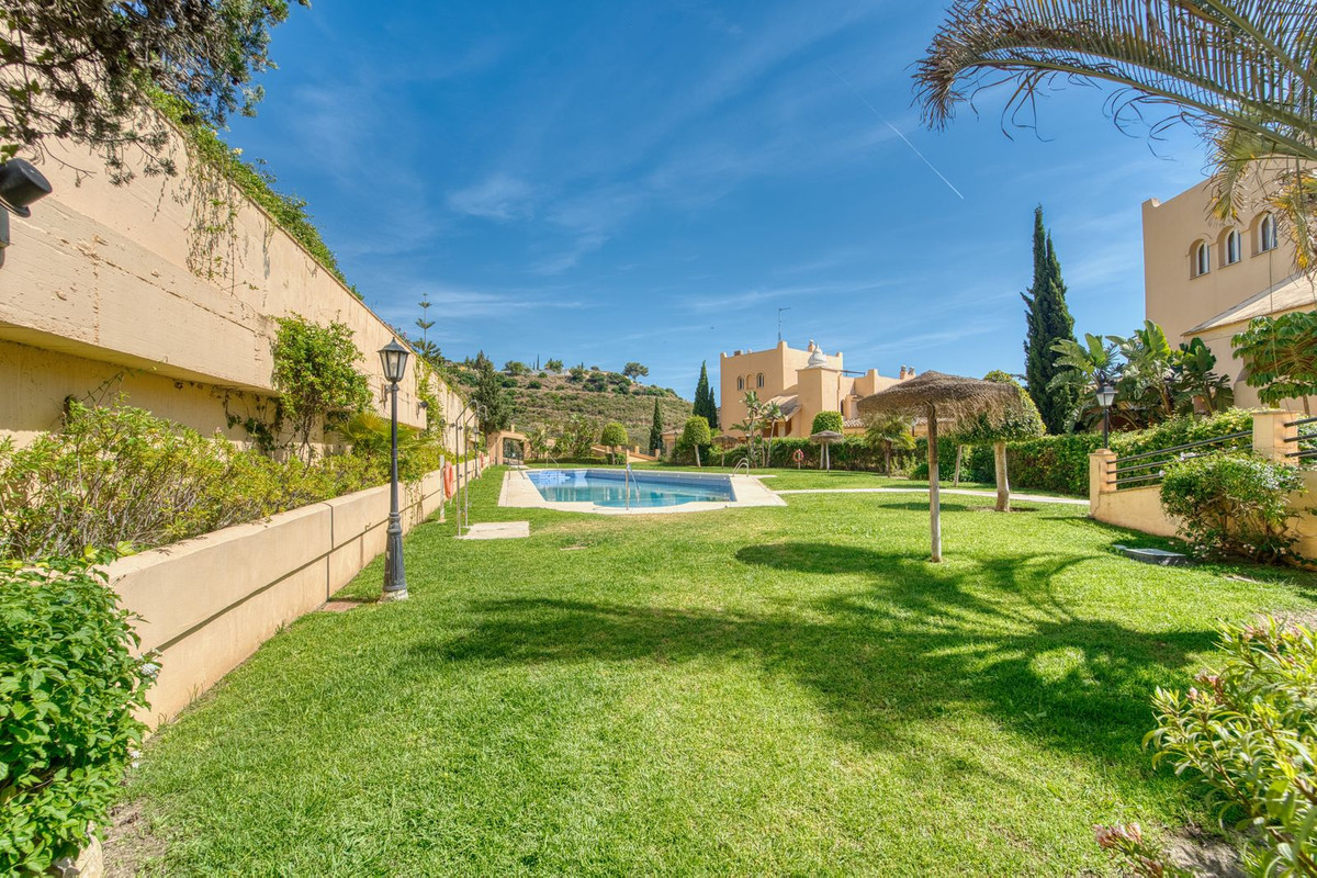 Piso de 3 dormitorios con piscina en Málaga – Foto 25