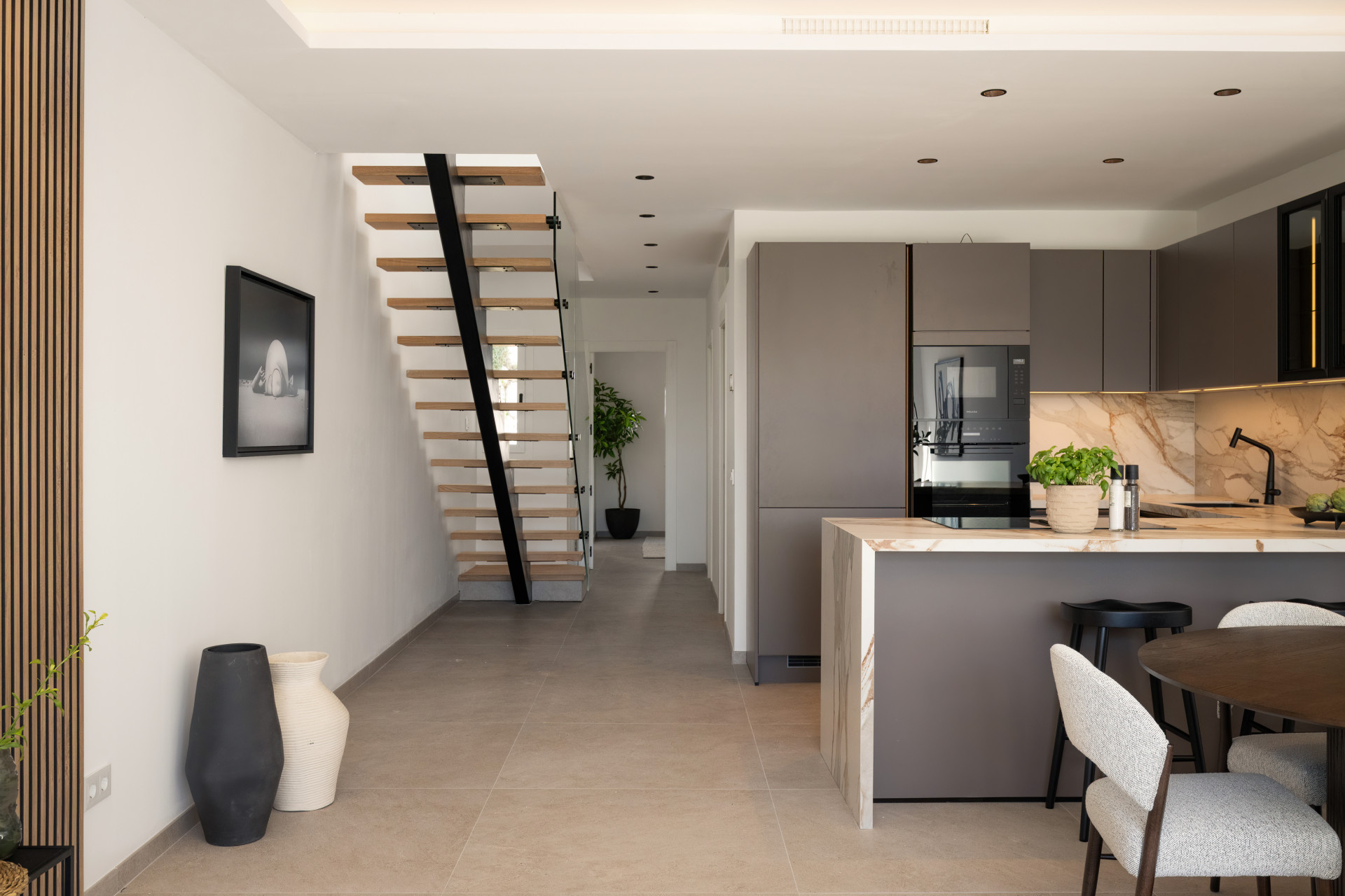 4 Bedroom Townhouse in Marbella - Photo 9