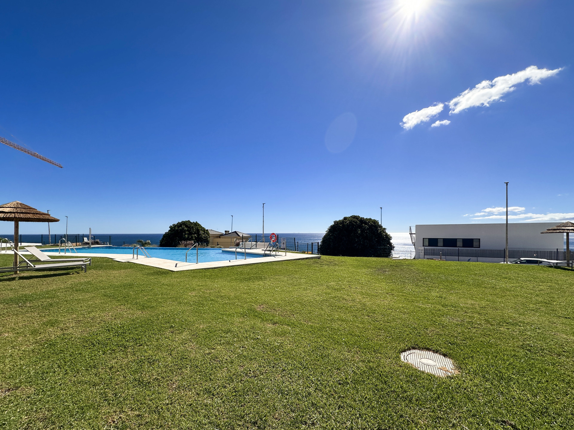 3 Bedroom Apartment in Estepona - Photo 23