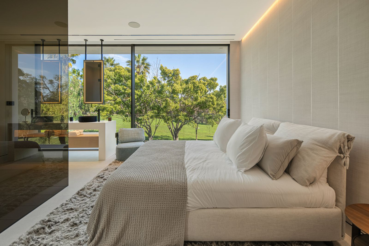 3 Bedroom Villa in Marbella - Фото 14