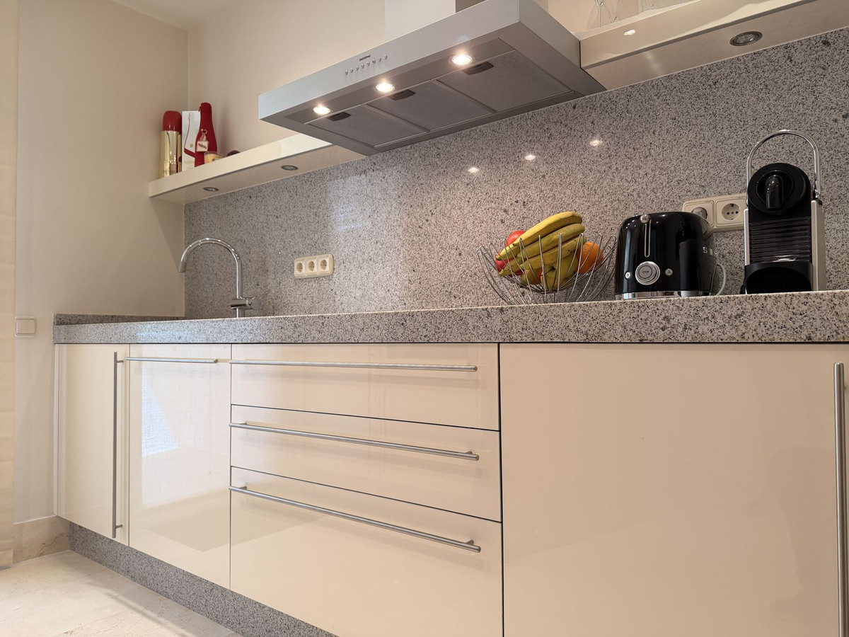 2 Bedroom Apartment in Marbella - Photo 12