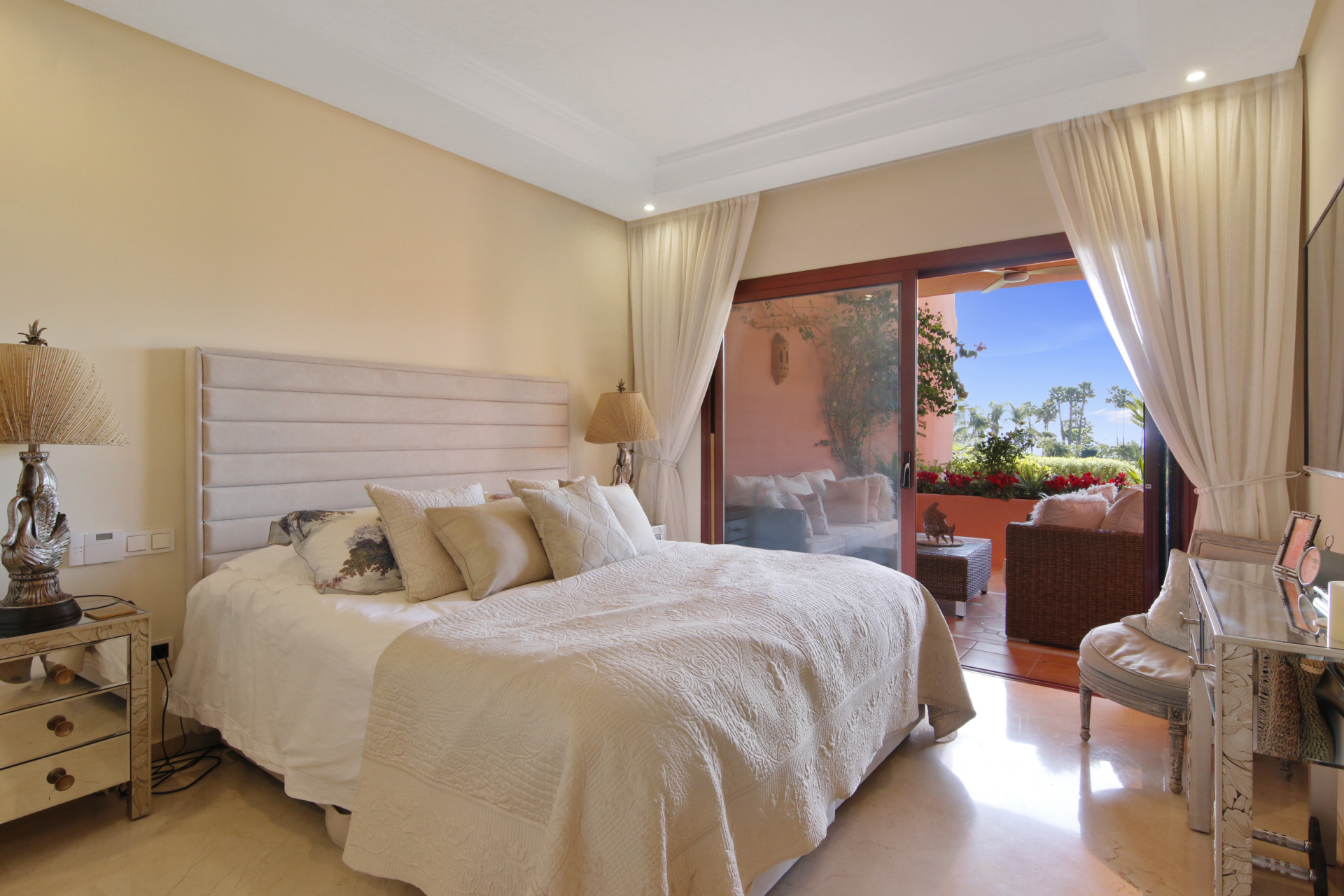 3 Bedroom Apartment in Estepona - Foto 15