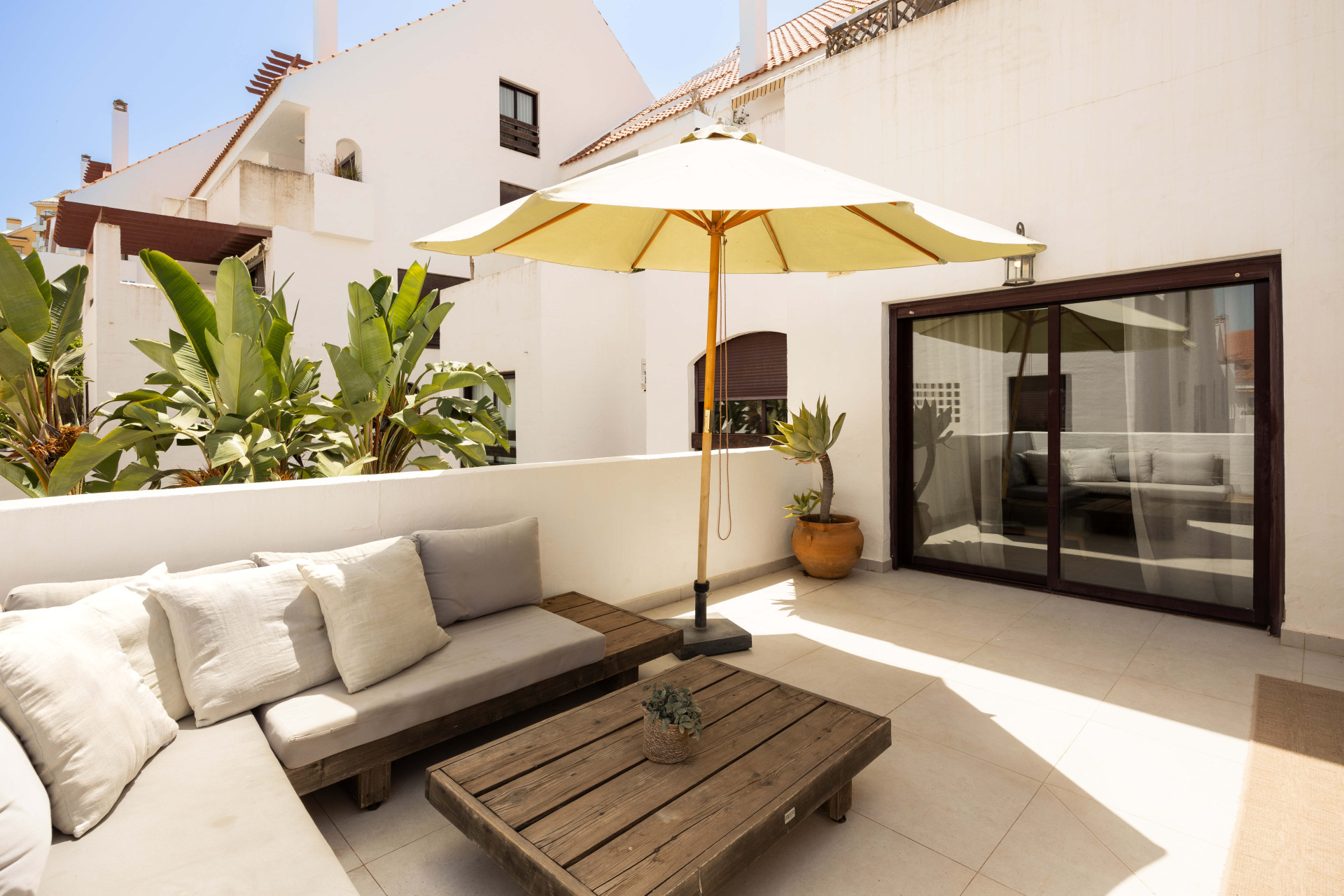 3 Bedroom Apartment in Marbella - Photo 17