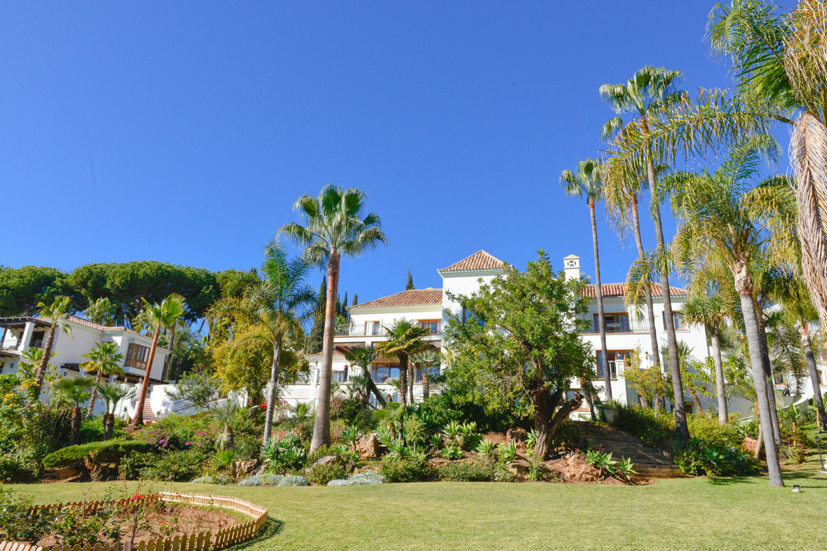 16 Bedroom Villa in Benahavís - Foto 29