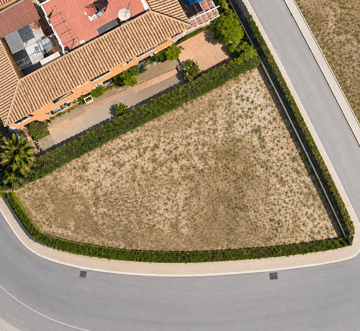 229 m² Plot in San Pedro de Alcántara - Photo 3