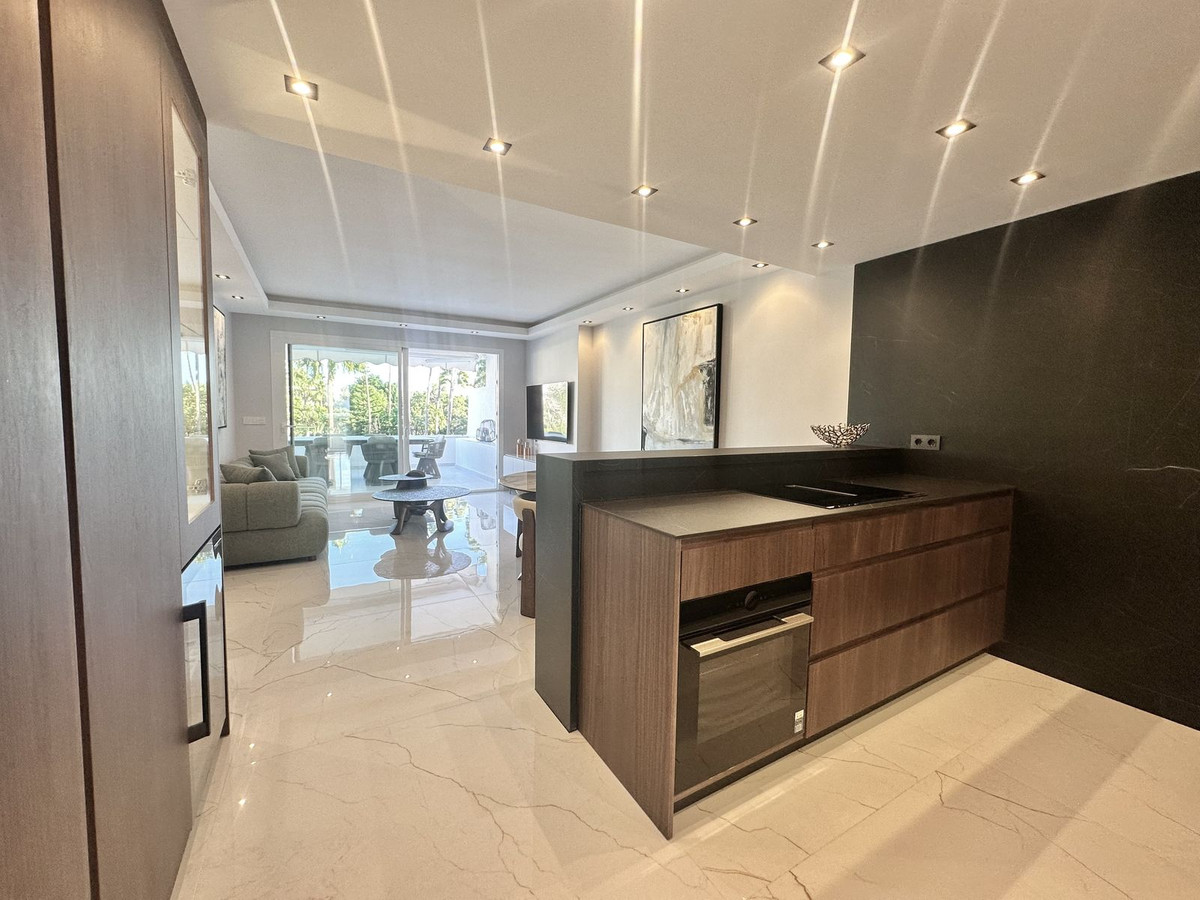 3 Bedroom Apartment in Marbella - Foto 18