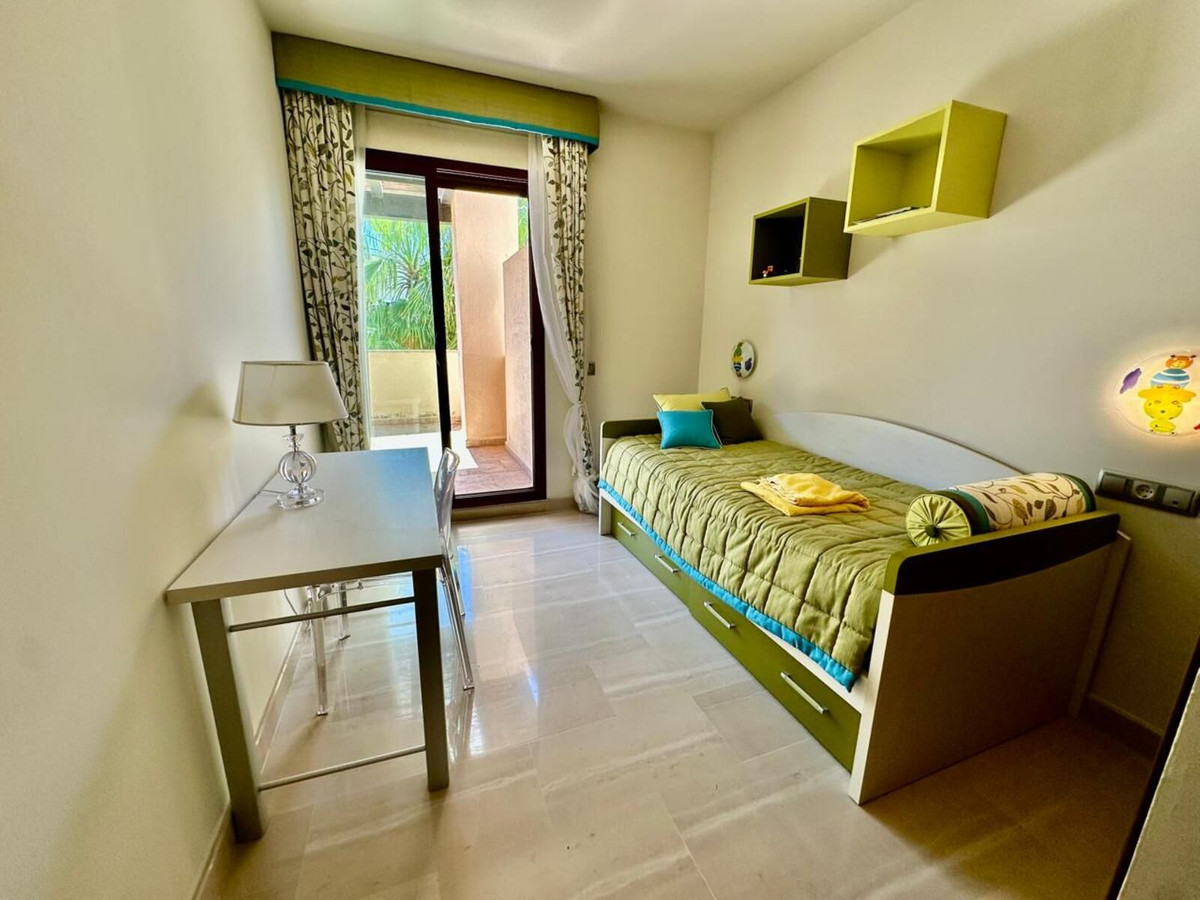 Apartamento com 3 quartos com piscina em Málaga, Espanha – Foto 14