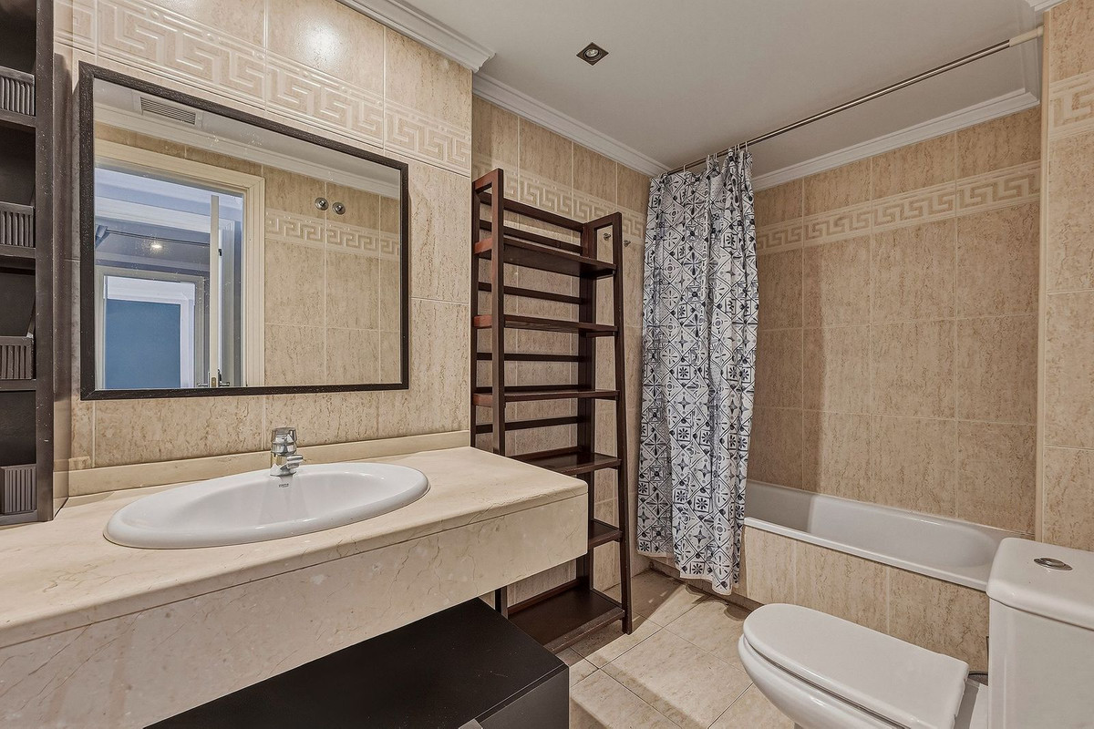 Apartamento com 3 quartos com vista mar em Málaga, Espanha – Foto 23