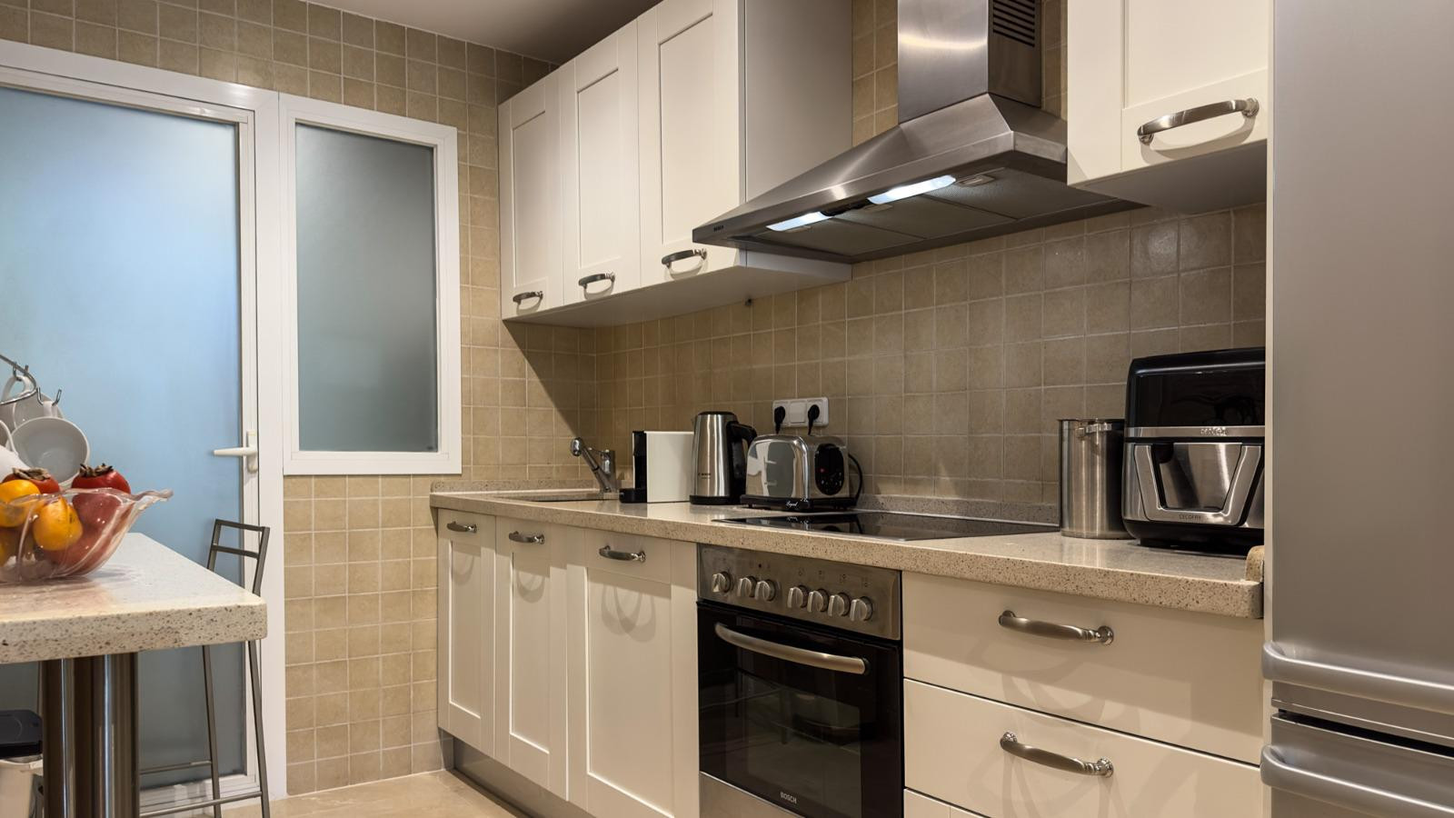 3 Bedroom Apartment in Benahavís - Photo 13