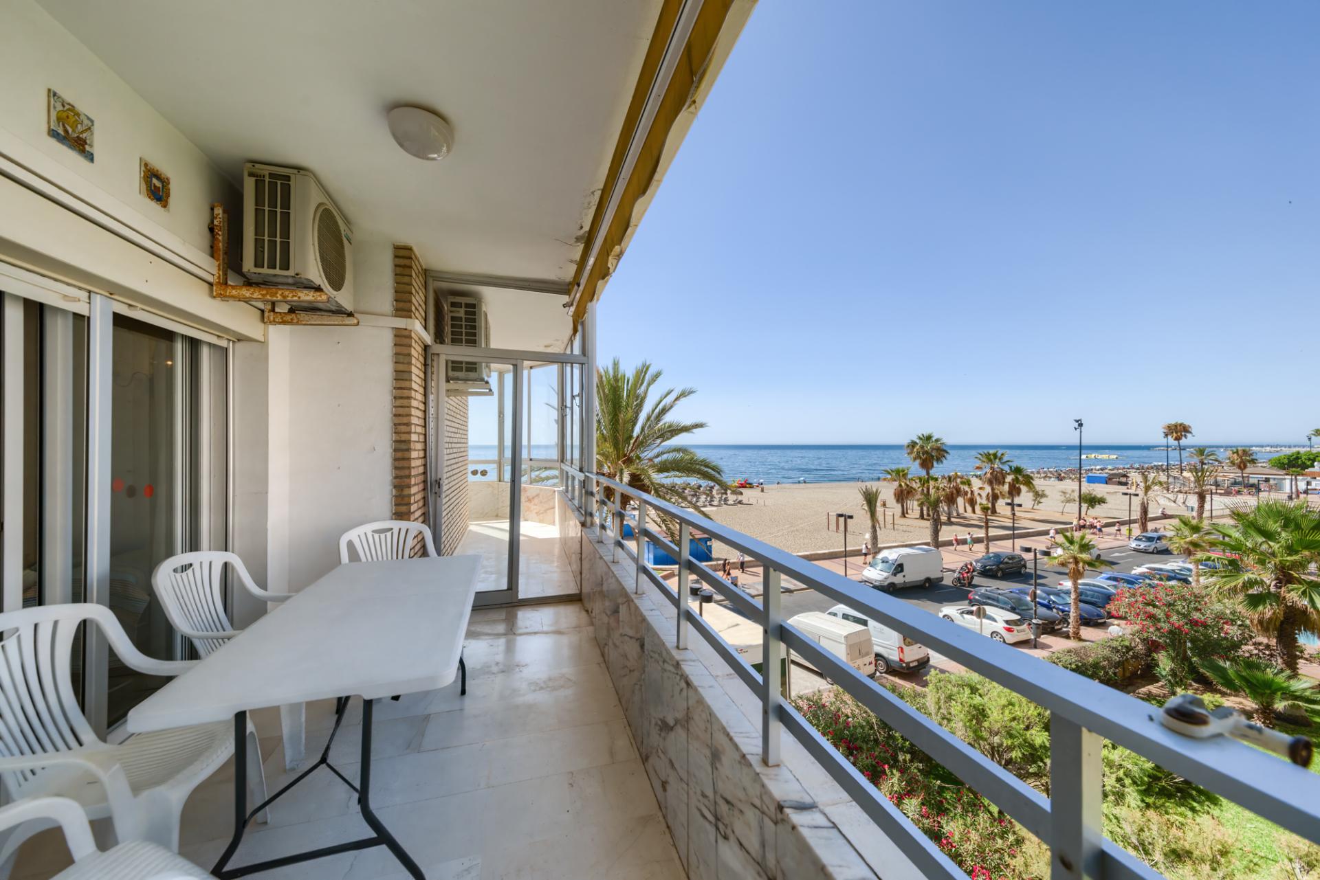 3 Bedroom Apartment in Fuengirola - Photo 6