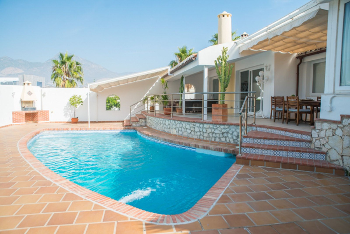 Villa in Benalmadena