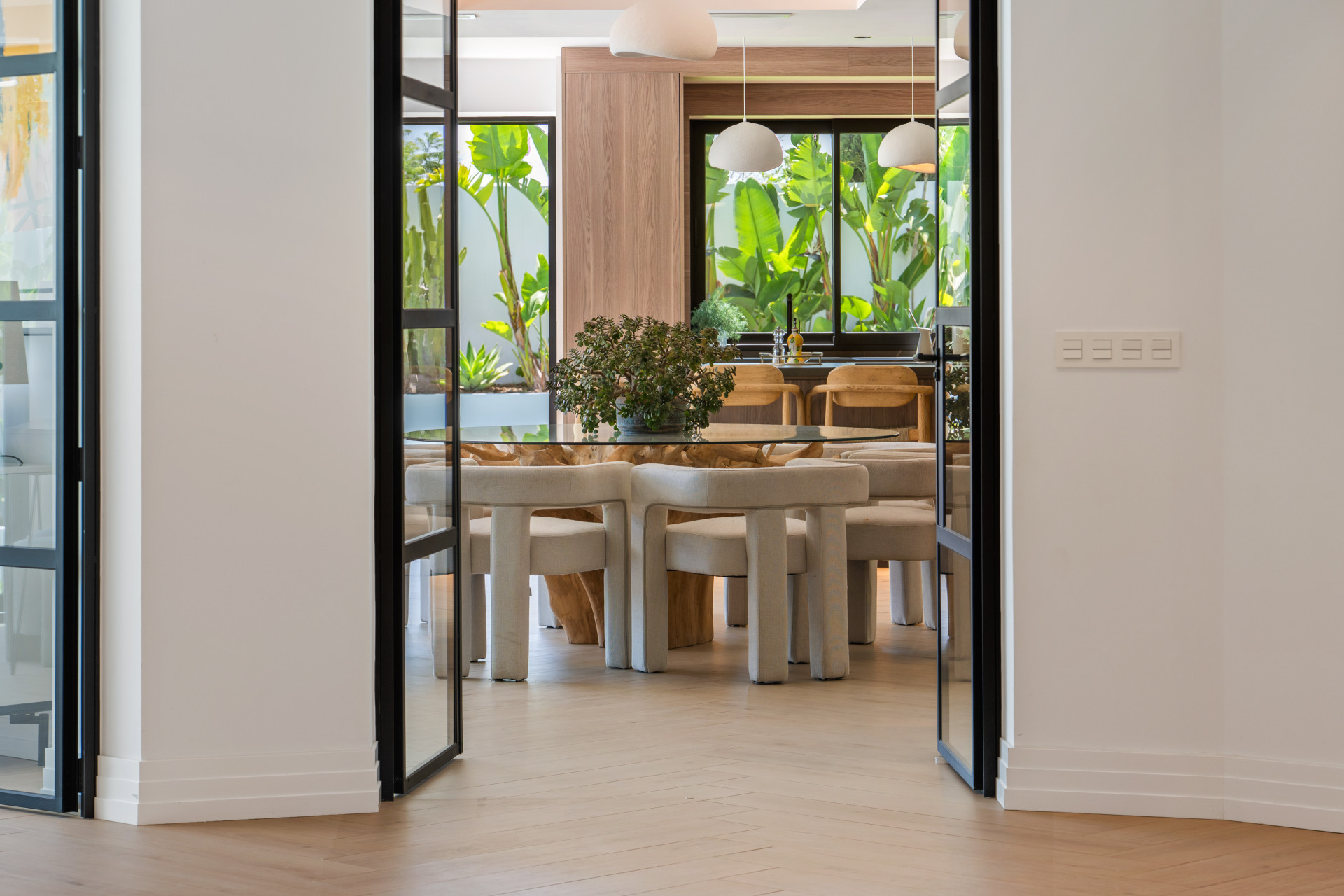 6 Bedroom Villa in Estepona - Photo 44