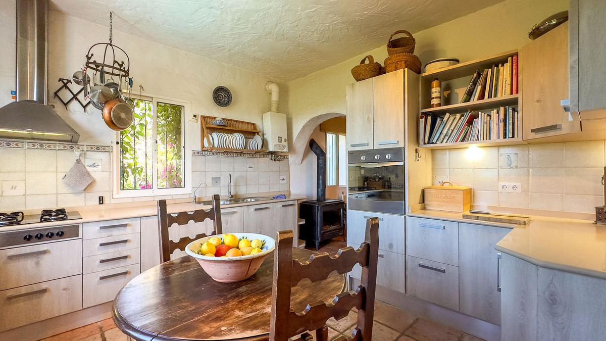 3 Bedroom Country house in Alhaurín el Grande - Photo 14