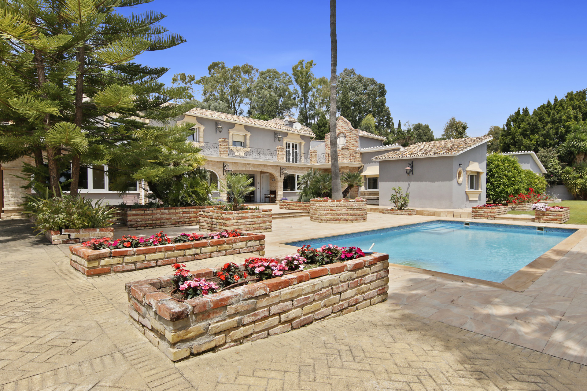 5 Bedroom Villa in Benahavís - Foto 3