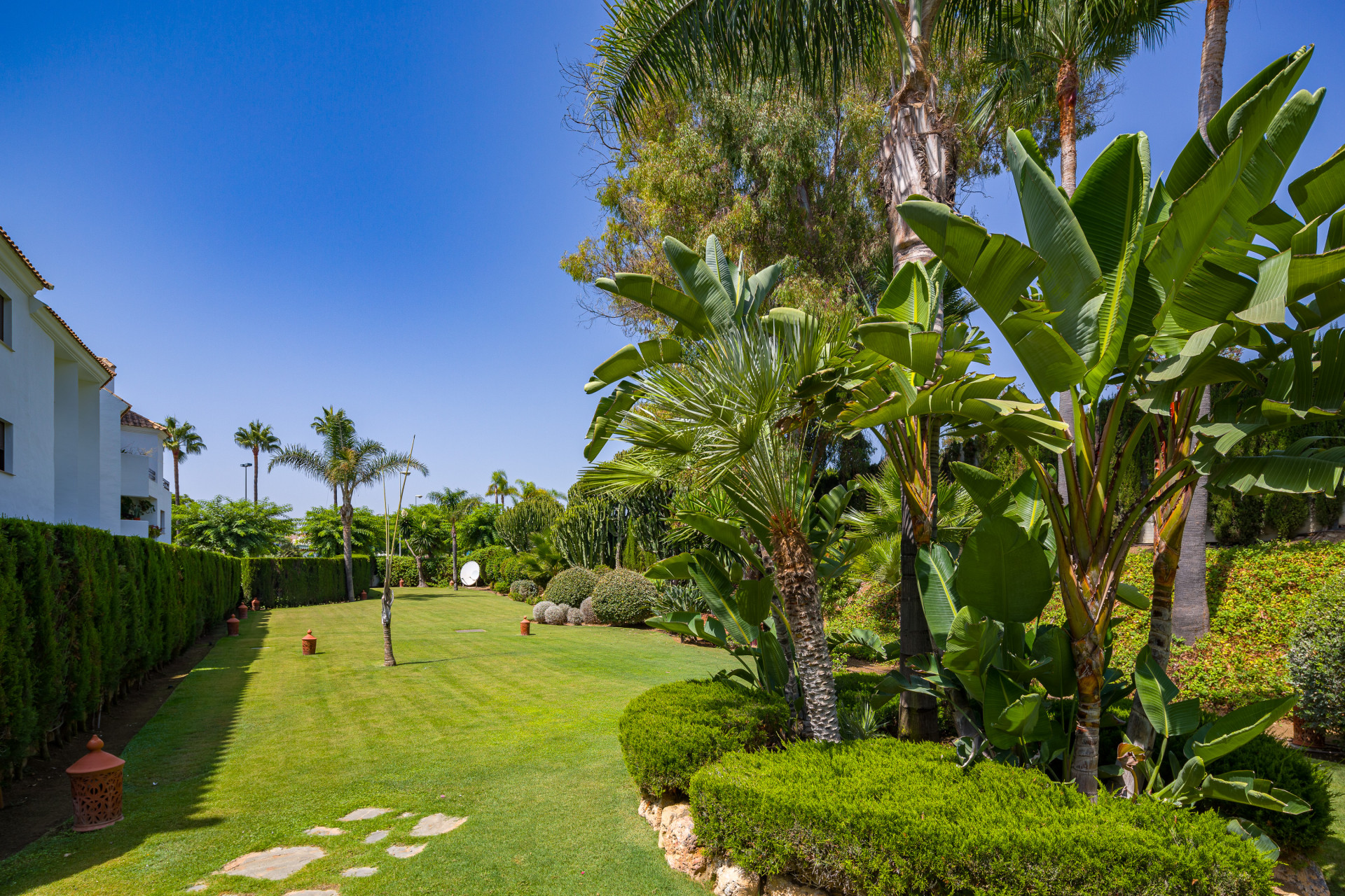 3 Bedroom Apartment in Estepona - Foto 28