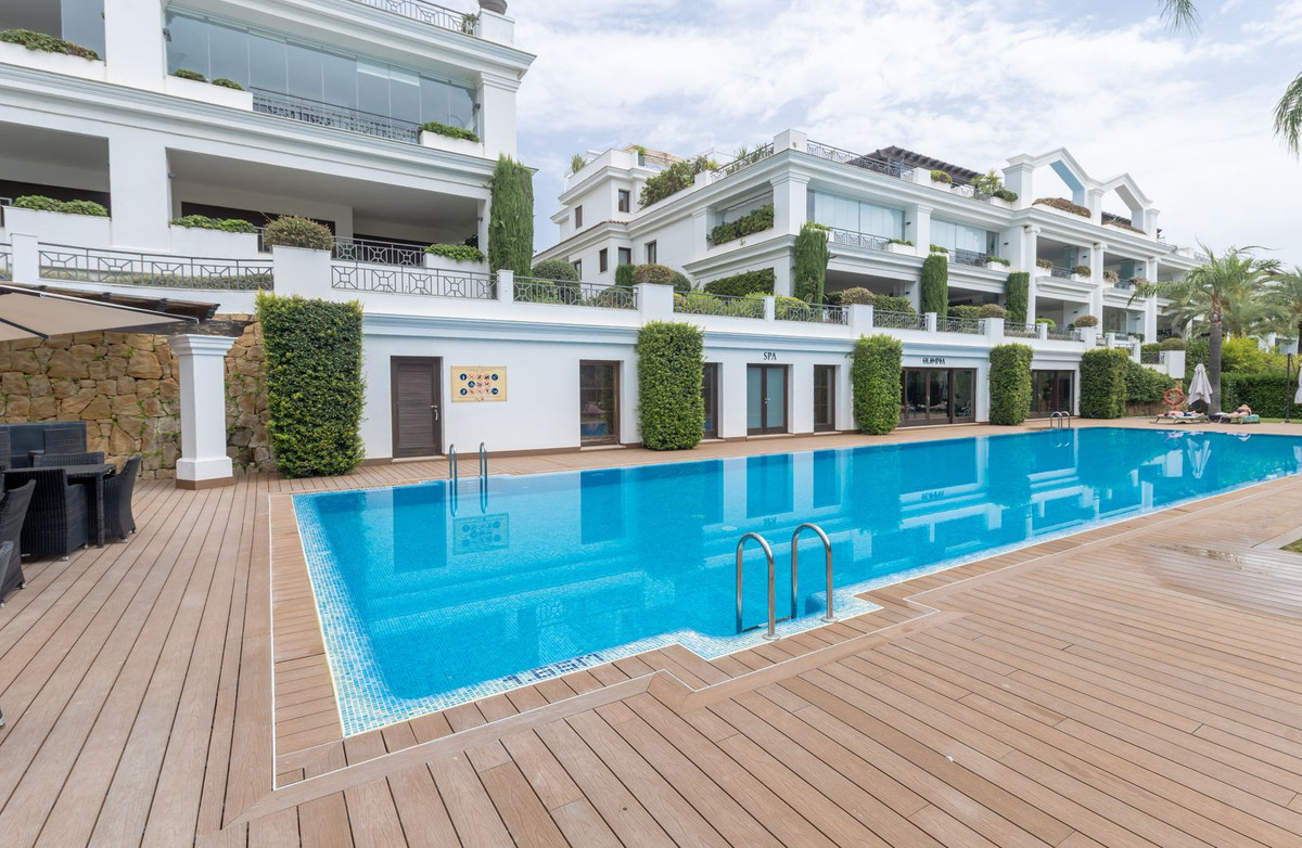 3 Bedroom Apartment in Estepona - Photo 44