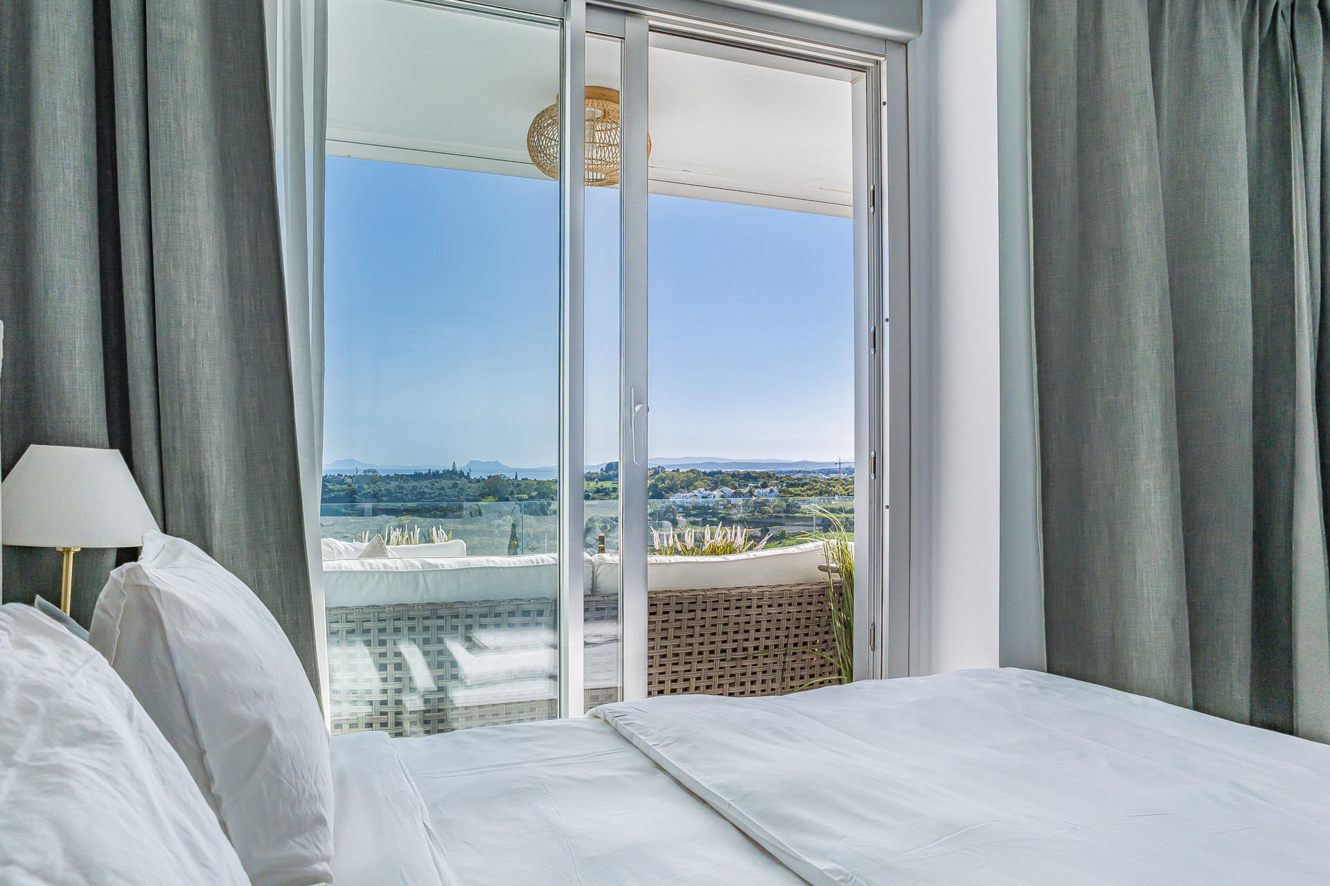 3 Bedroom Apartment in Estepona - Photo 19