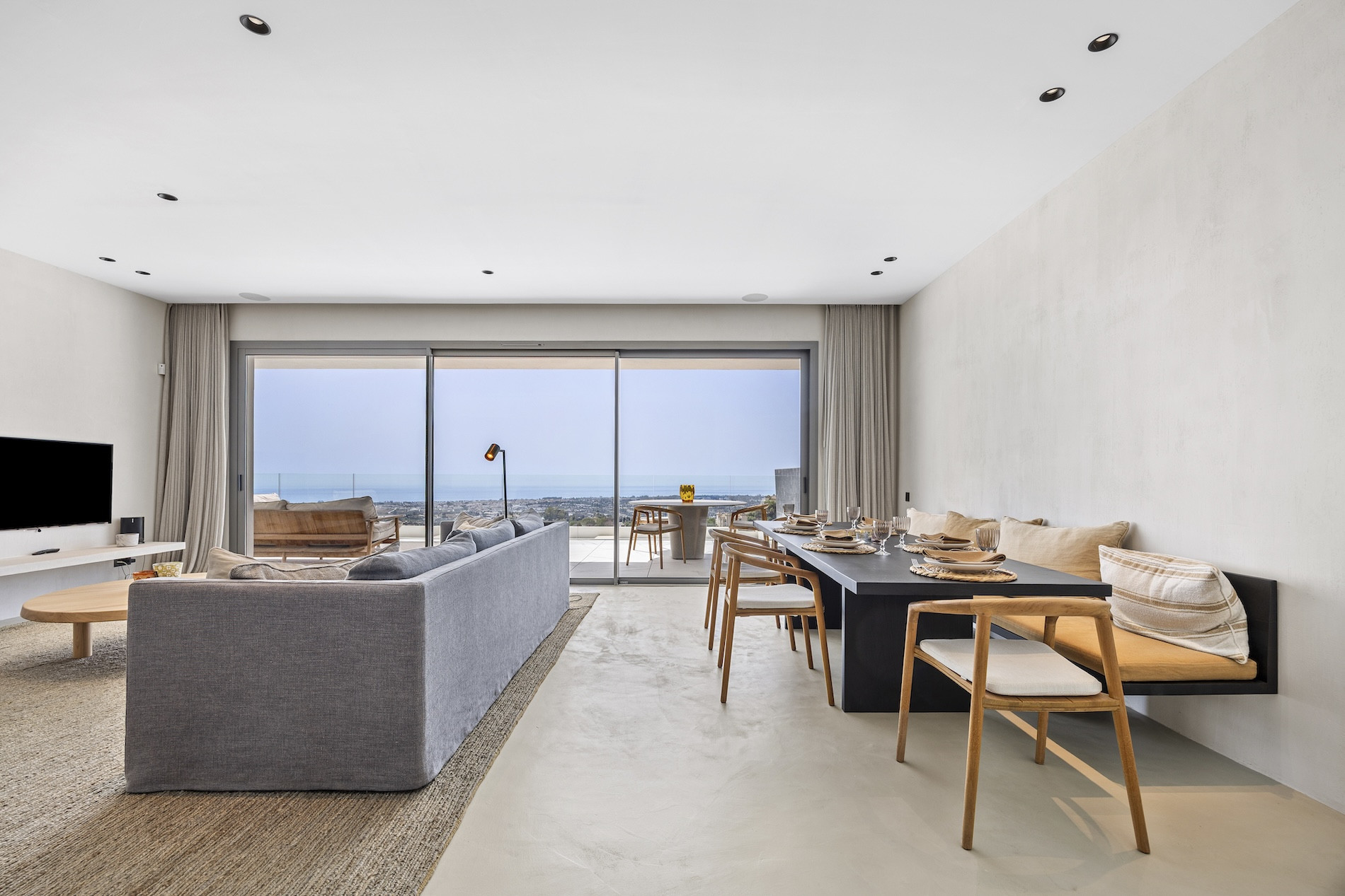 3 Bedroom Apartment in Benahavís - Photo 4