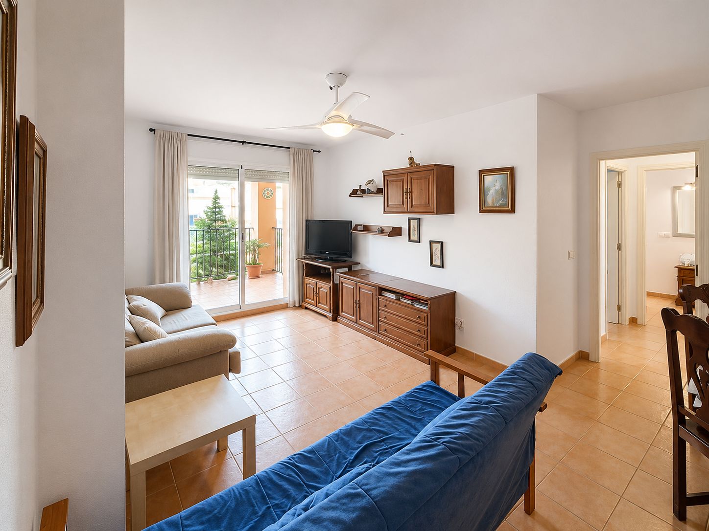 2 Bedroom Apartment in Fuengirola - Photo 12