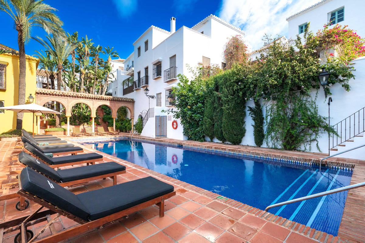 3 Bedroom Townhouse in Marbella - Photo 25