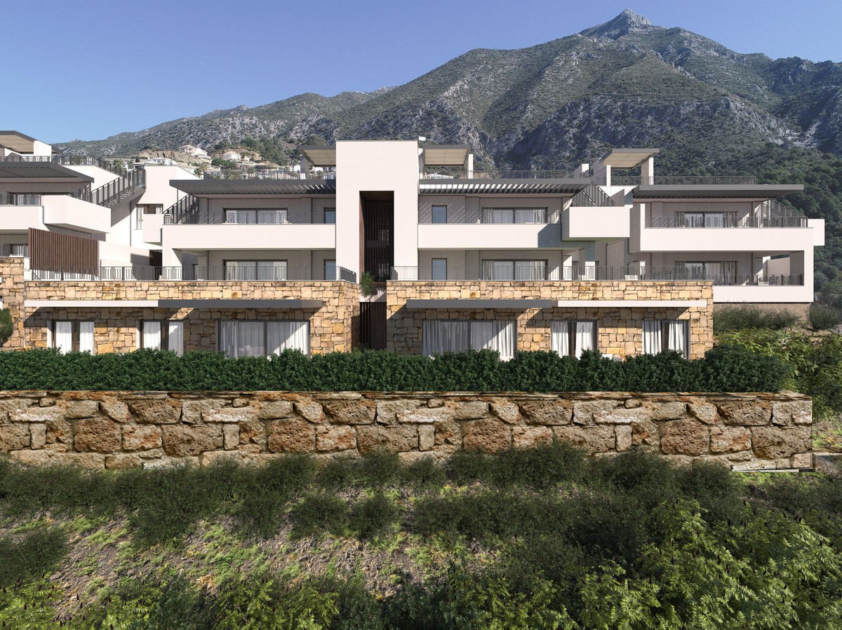 3 Bedroom Penthouse in Istán - Photo 18