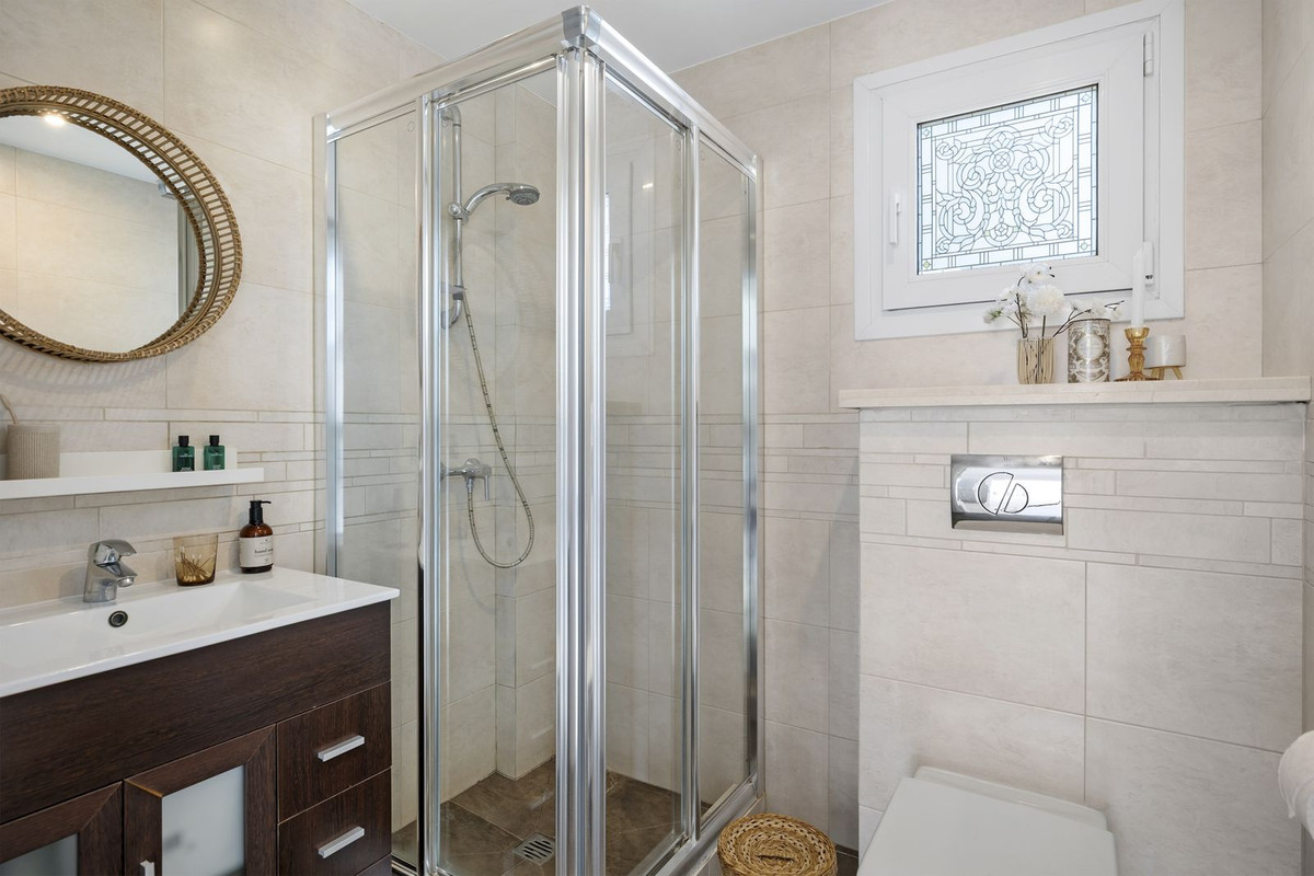 4 Bedroom Villa in Marbella - Foto 50
