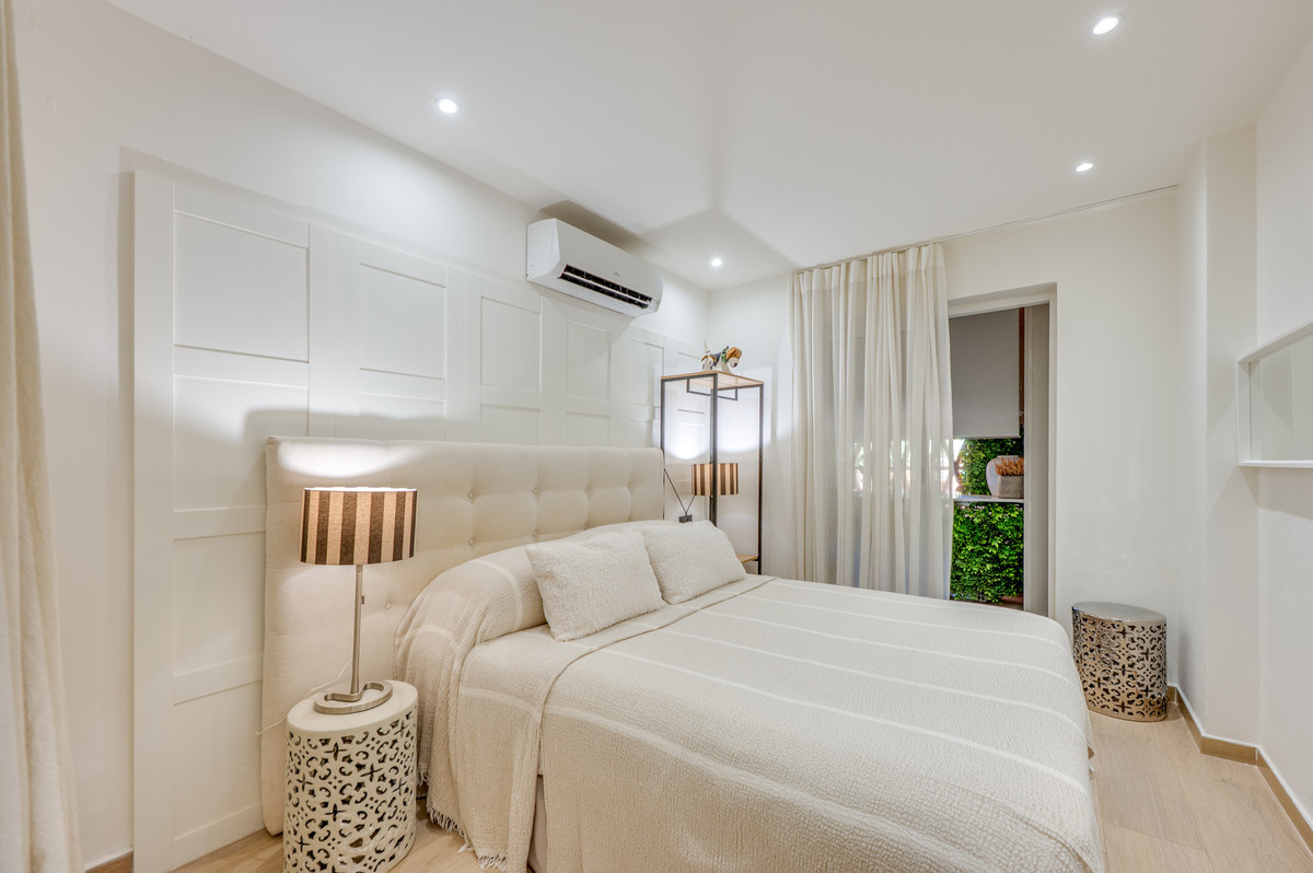 3 Bedroom Apartment in Marbella - Photo 19