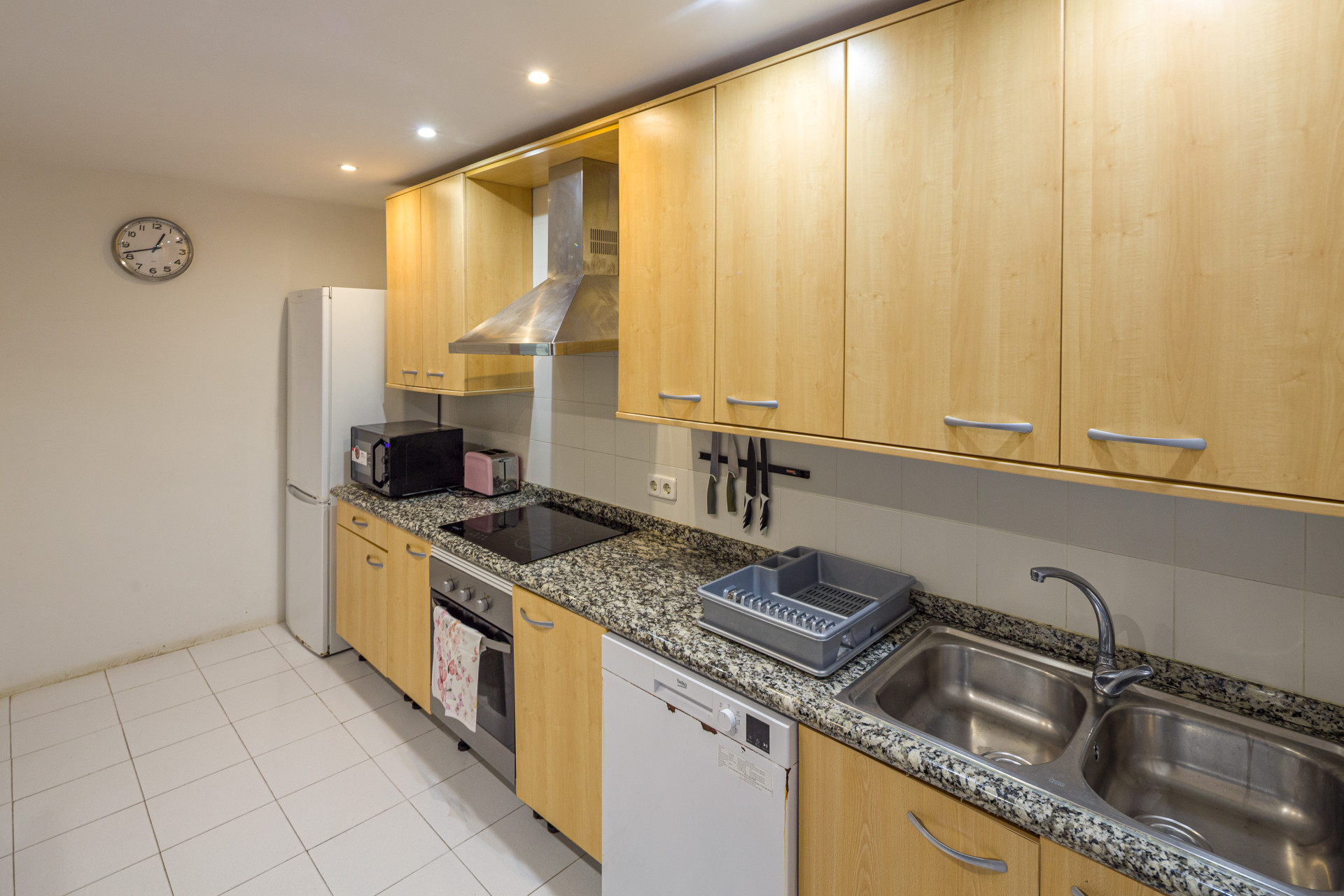 2 Bedroom Apartment in San Pedro de Alcántara - Photo 10