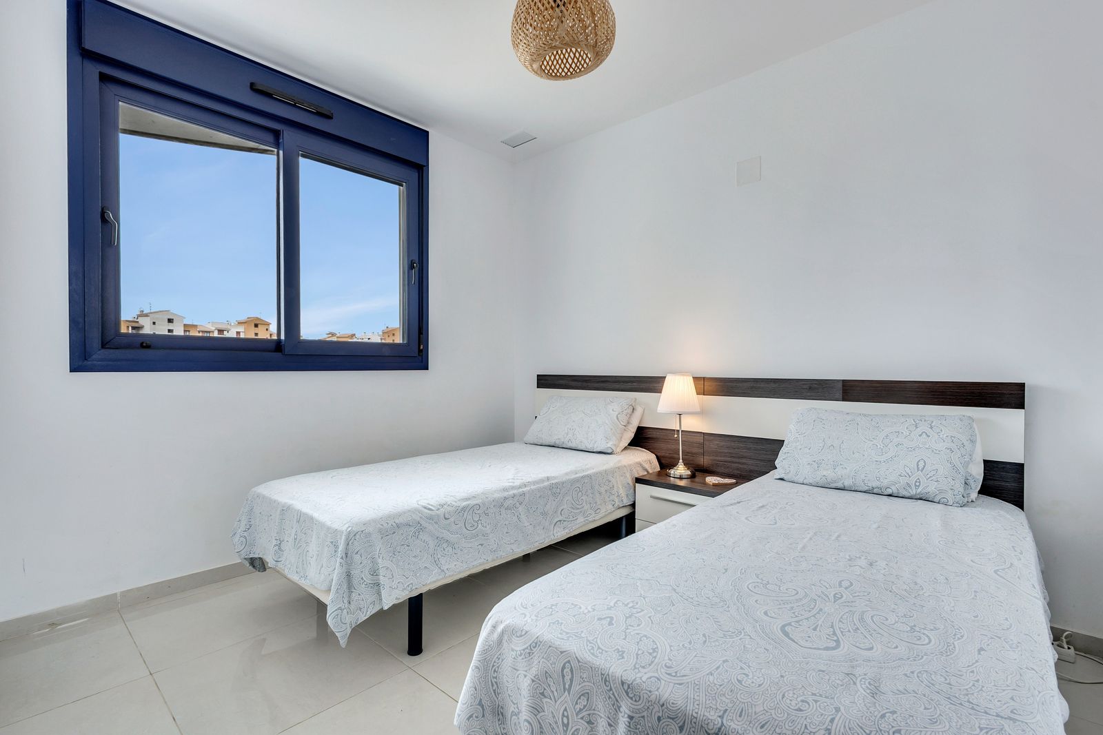 Apartamento com 3 quartos com vista mar em Alicante, Espanha – Foto 24