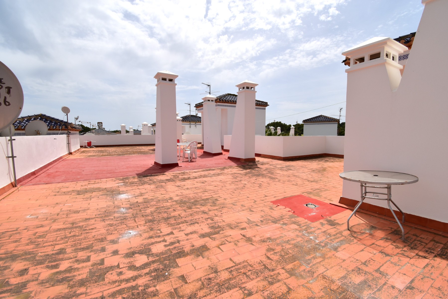 Apartamento com 2 quartos com piscina em Alicante, Espanha – Foto 13