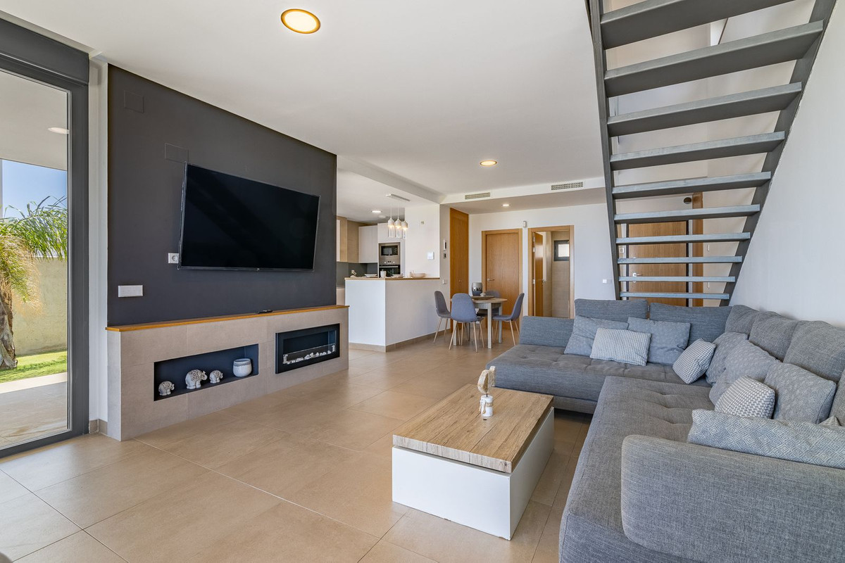 4 Bedroom Villa in Manilva - Photo 4