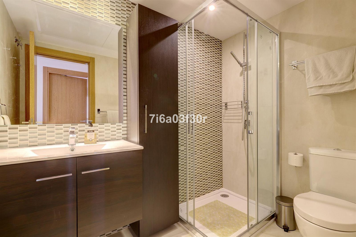 3 Bedroom Penthouse in San Pedro de Alcántara - Photo 14