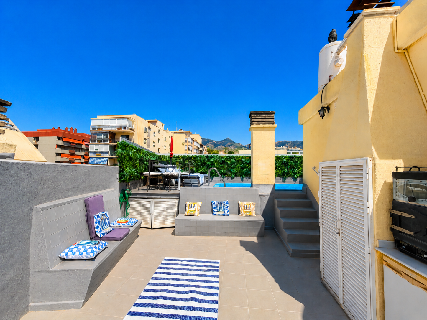 Piso de 3 dormitorios con piscina en Málaga – Foto 28