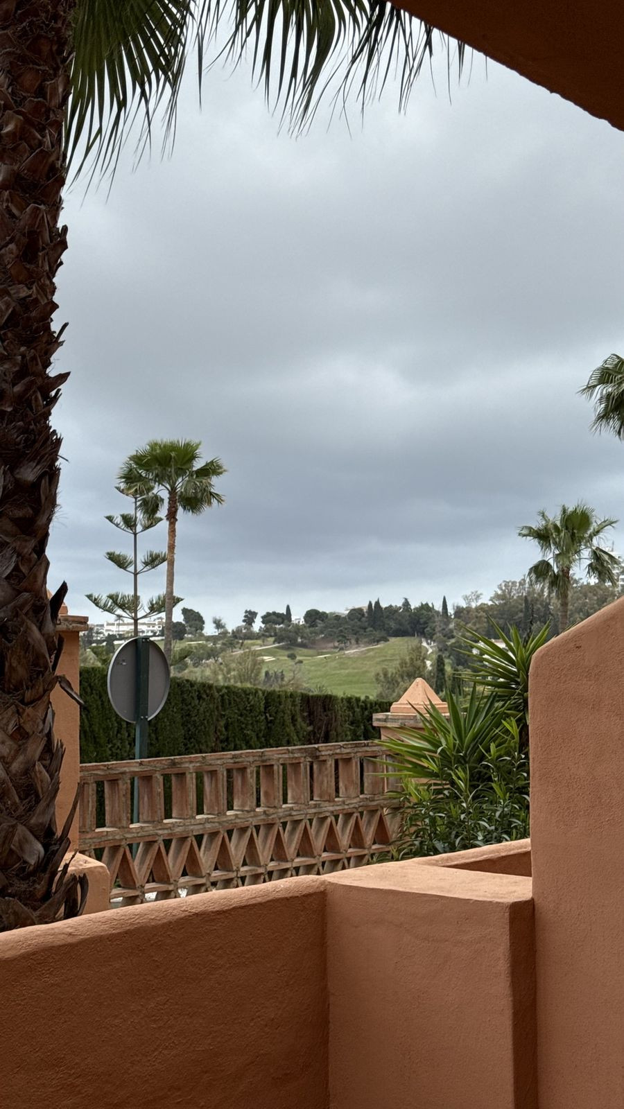 2 Bedroom Apartment in Estepona - Photo 10