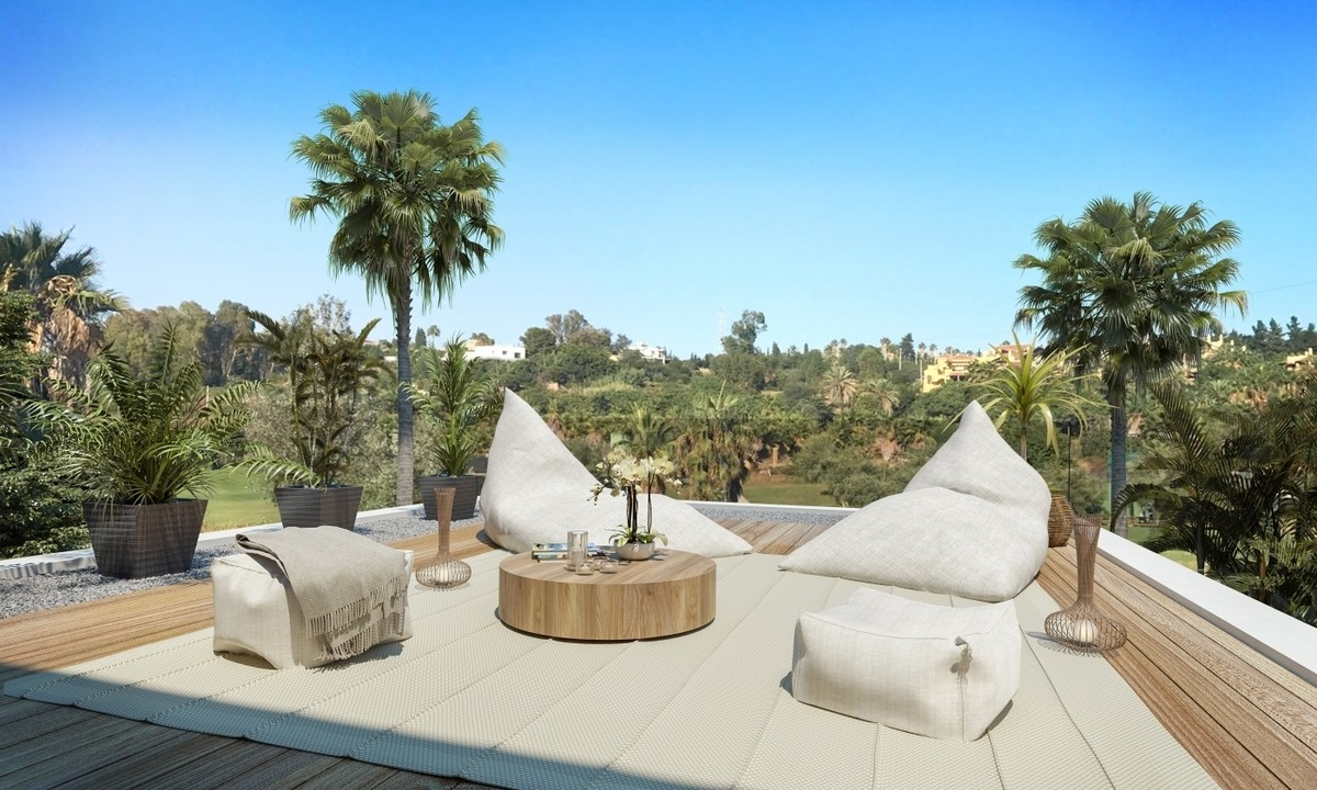 5 Bedroom Villa in Estepona - Photo 10