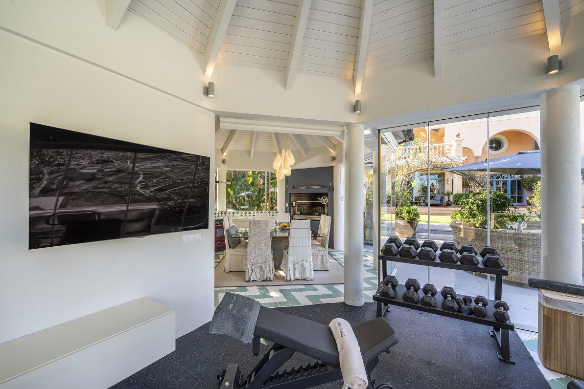 5 Bedroom Villa in San Roque - Photo 36