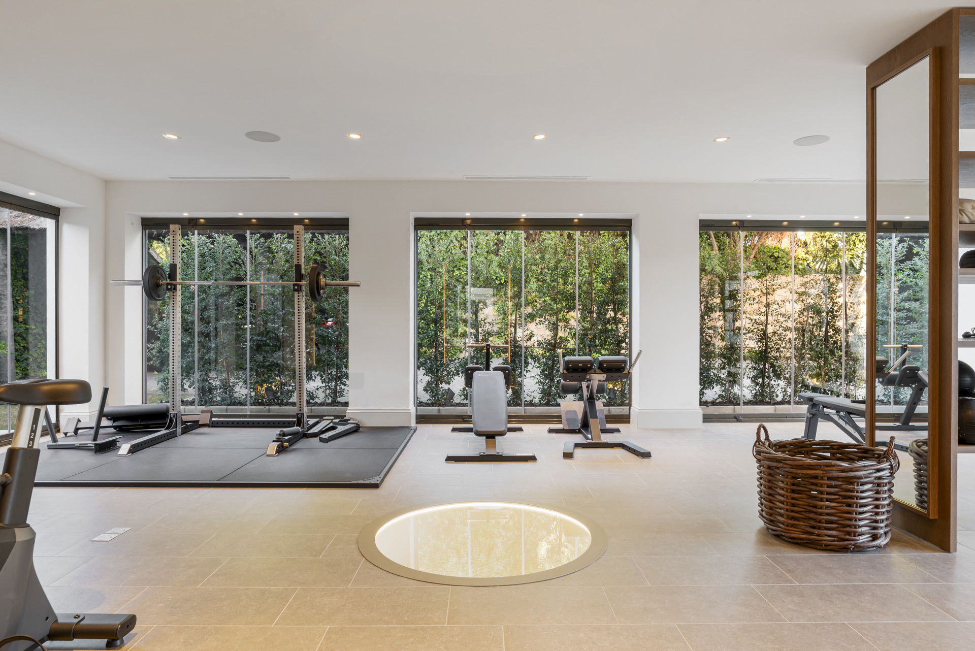 5 Bedroom Villa in Marbella - Photo 22