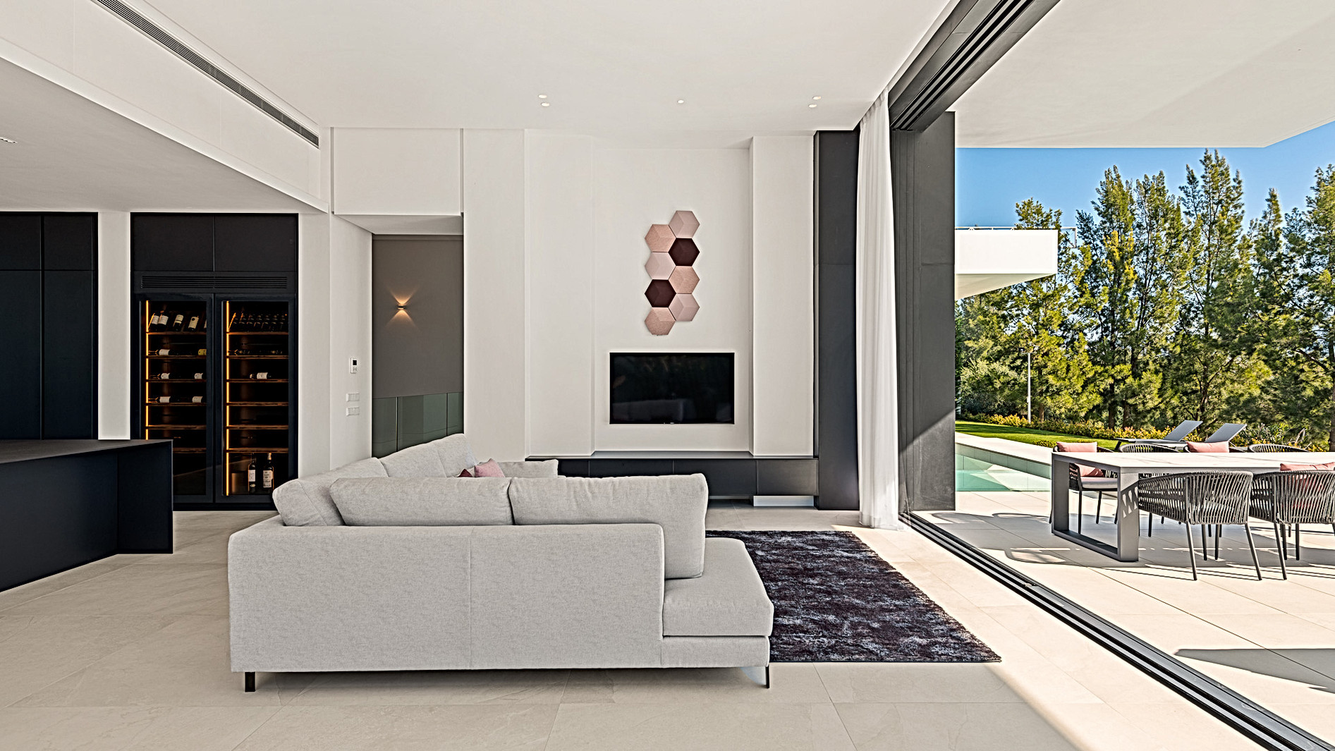 4 Bedroom Villa in Estepona - Photo 3