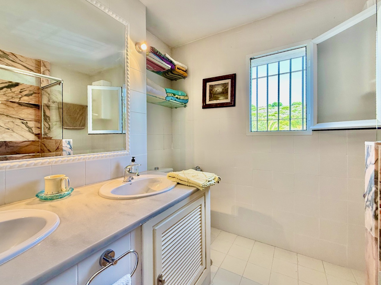 4 Bedroom Villa in La Duquesa - Photo 16